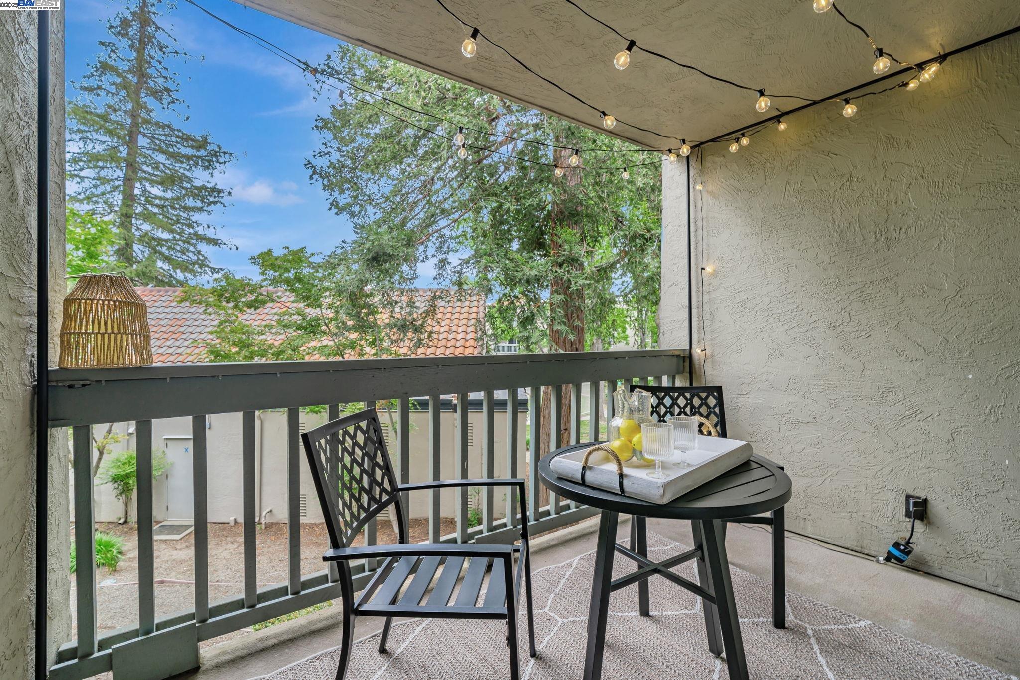 1087 Murrieta Blvd # 244