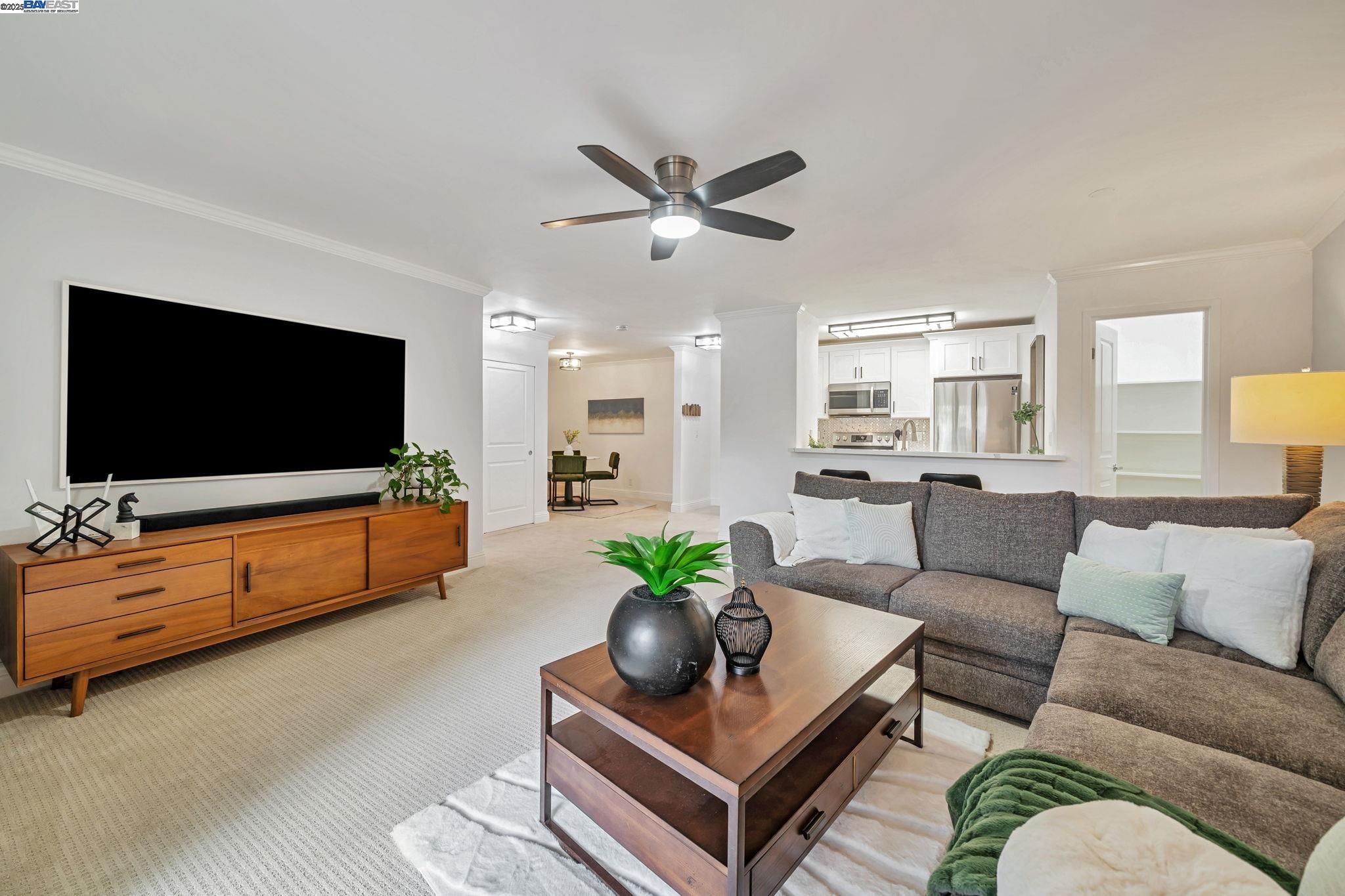 1087 Murrieta Blvd # 244