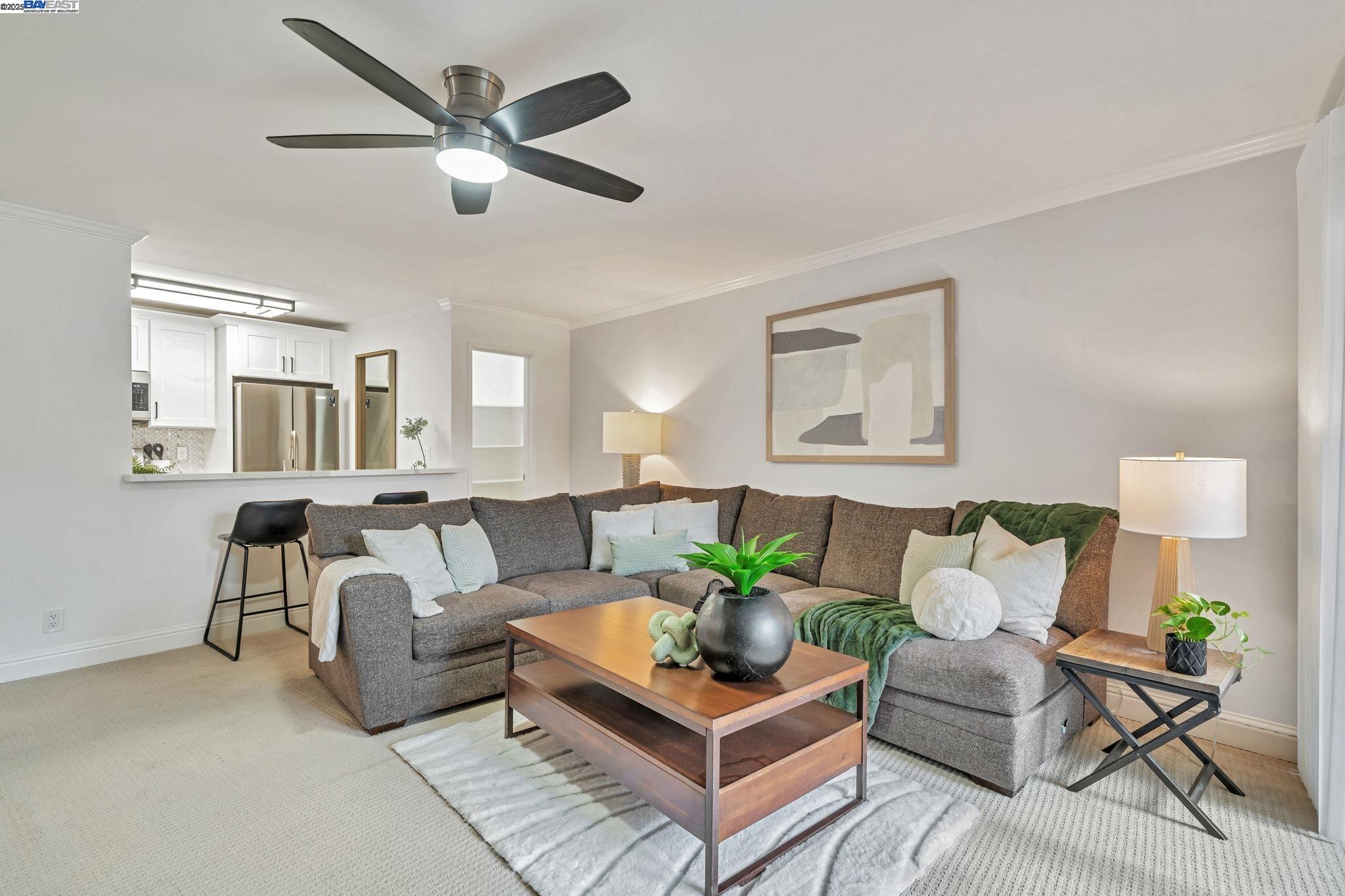 1087 Murrieta Blvd # 244