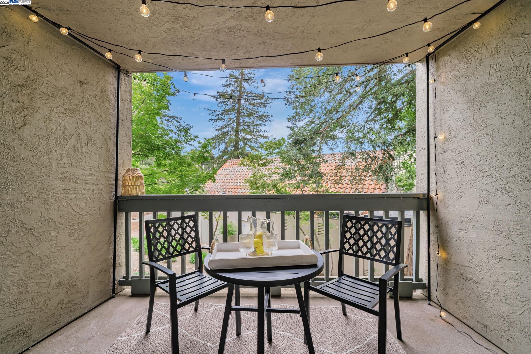 1087 Murrieta Blvd # 244