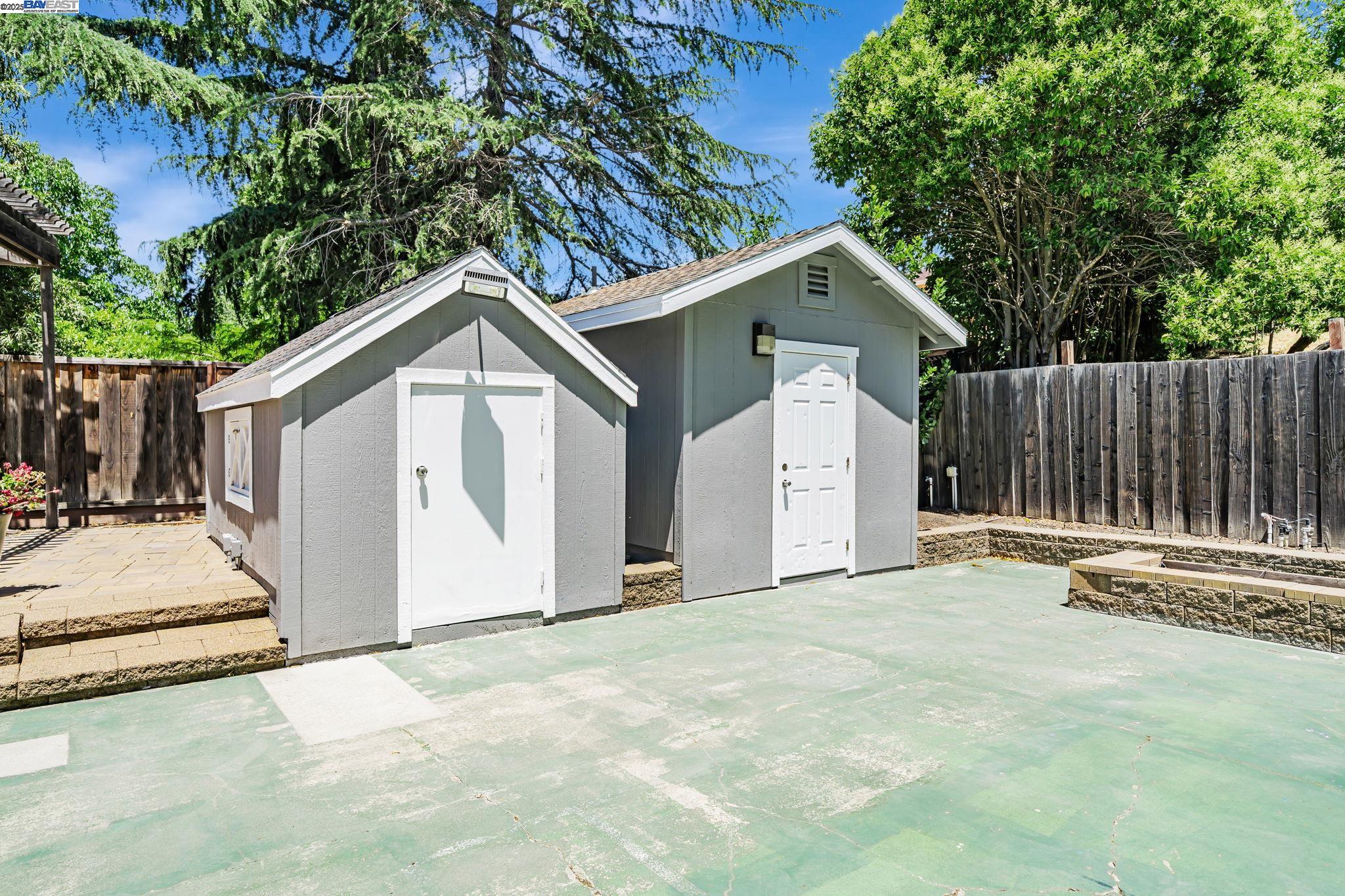 7765 Peppertree Road