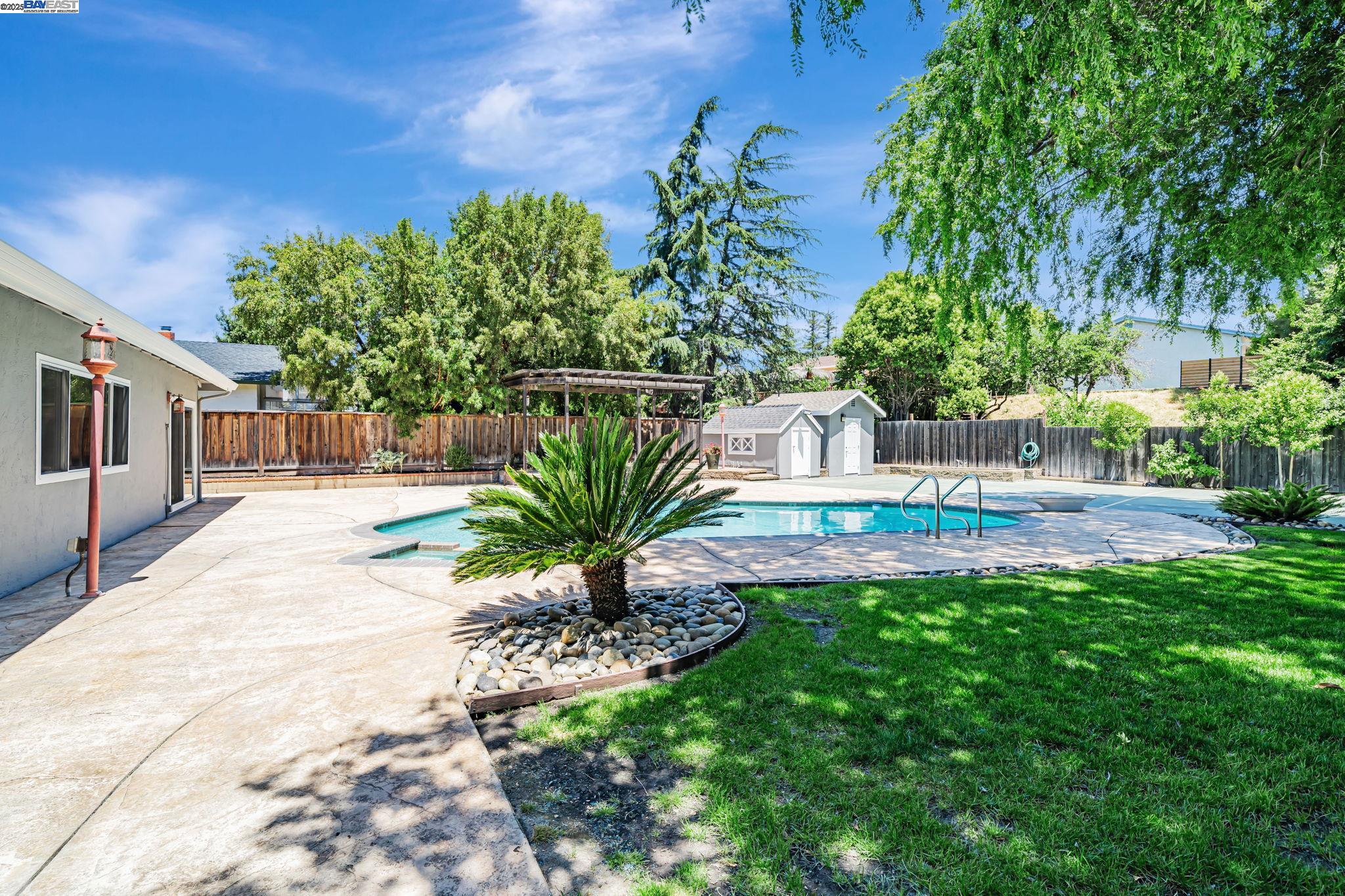 7765 Peppertree Road