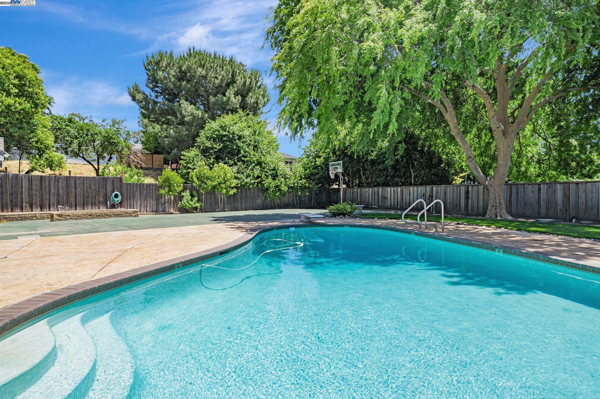 7765 Peppertree Road