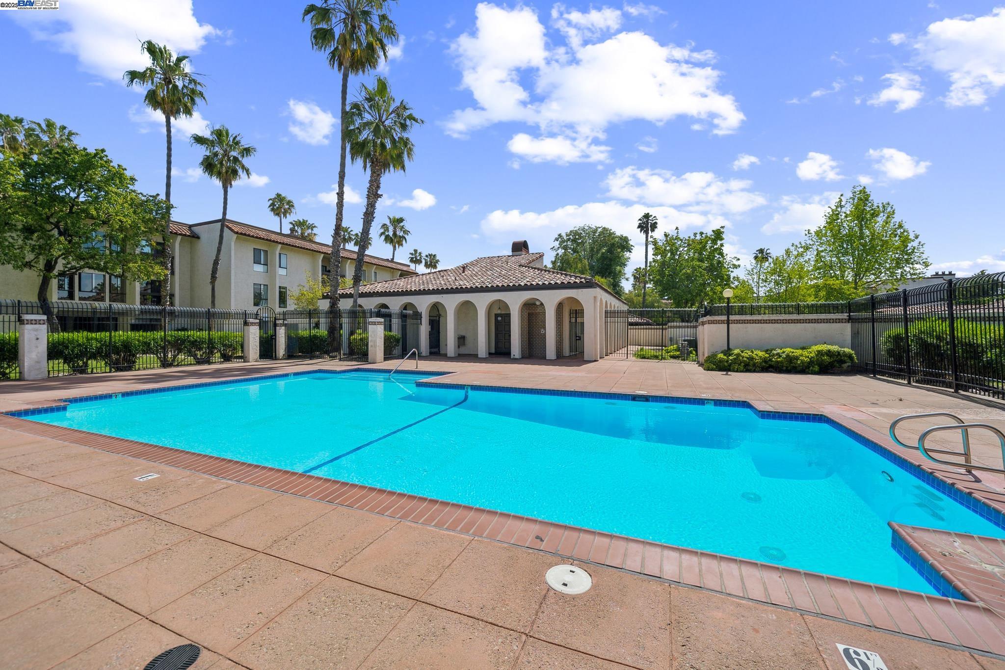 39887 Cedar Blvd # 352