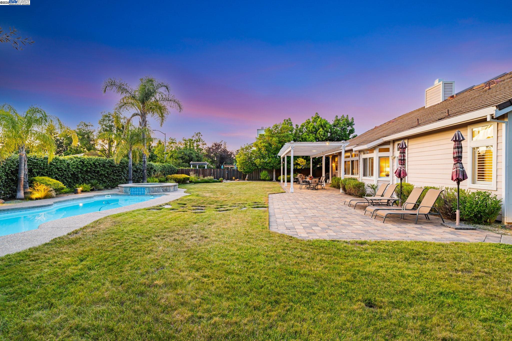 403 403 Elsinore Way