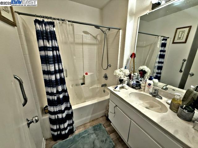 2242 I YTURRALDE DRIVE