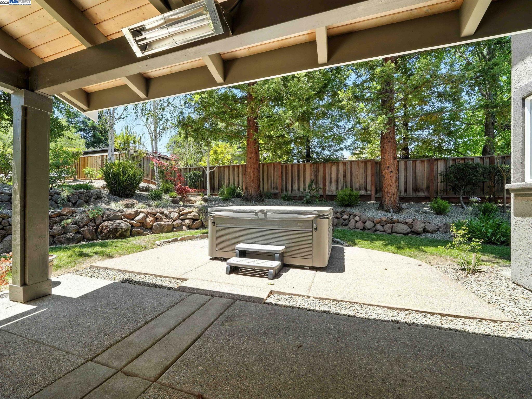 2153 Vintage Ln