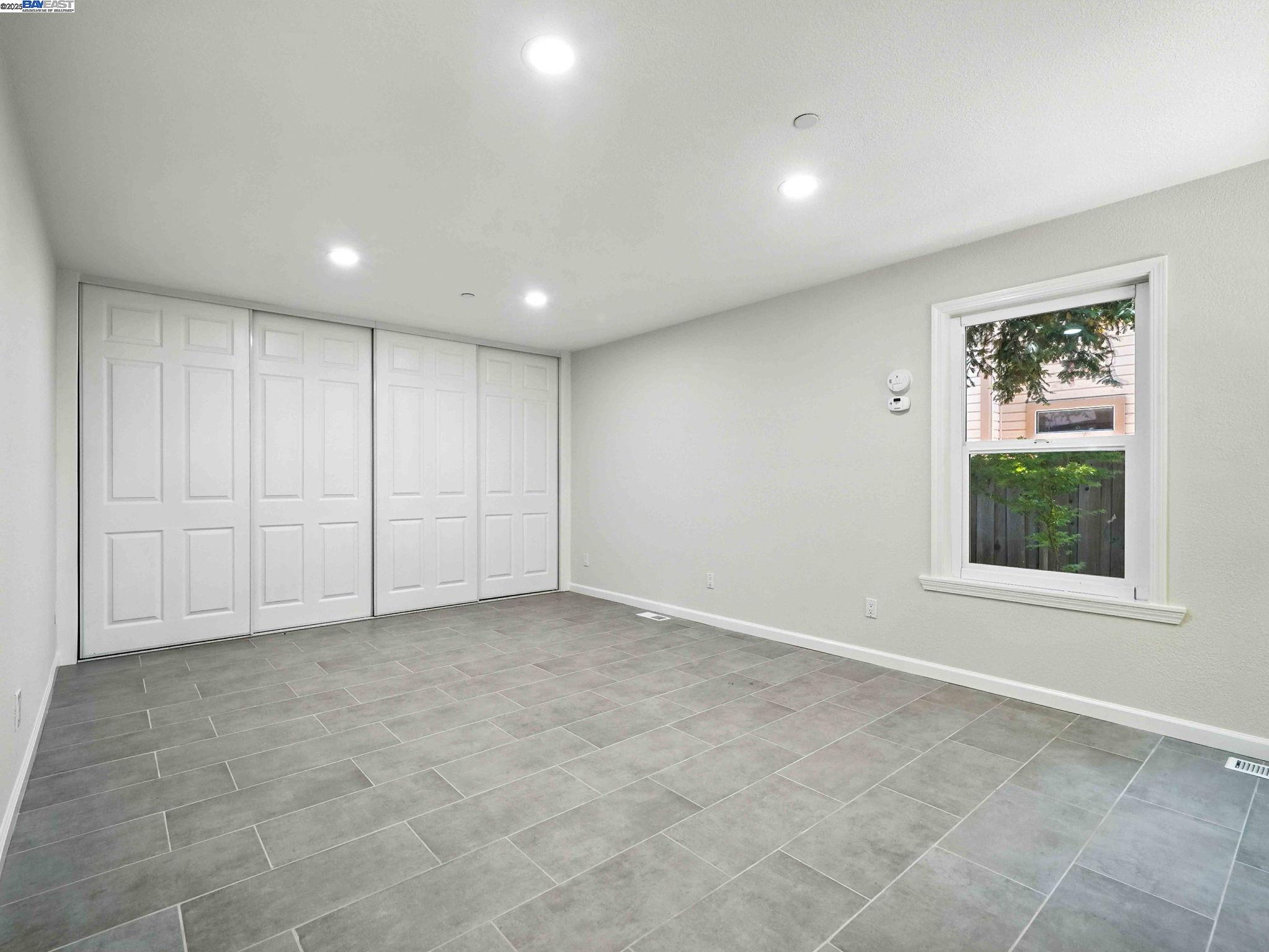 2153 Vintage Ln