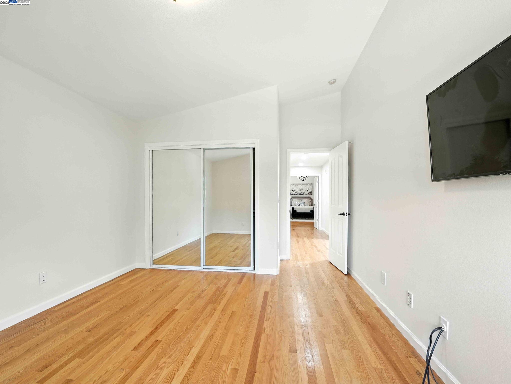 2153 Vintage Ln