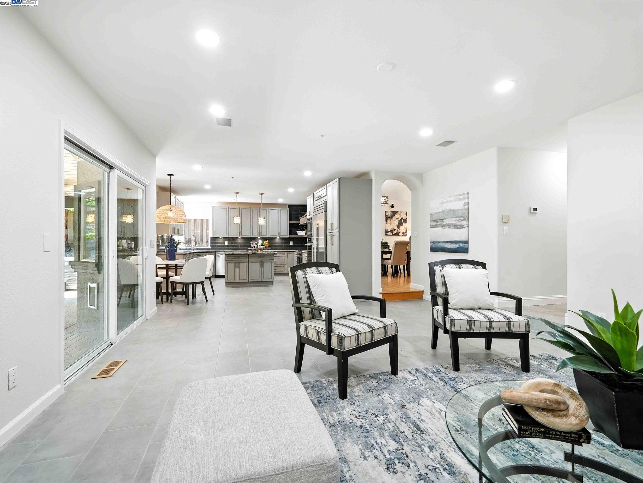 2153 Vintage Ln