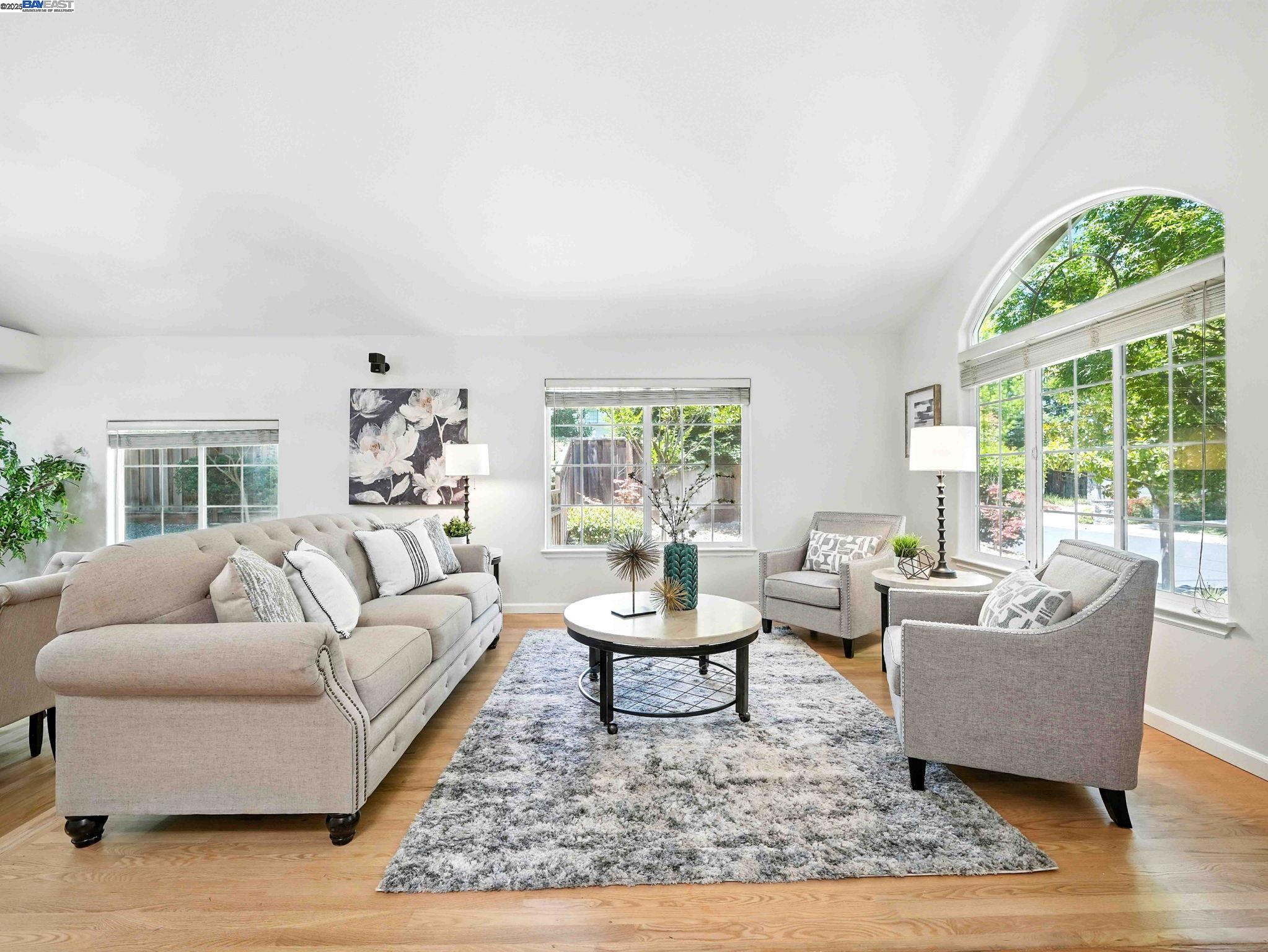 2153 Vintage Ln