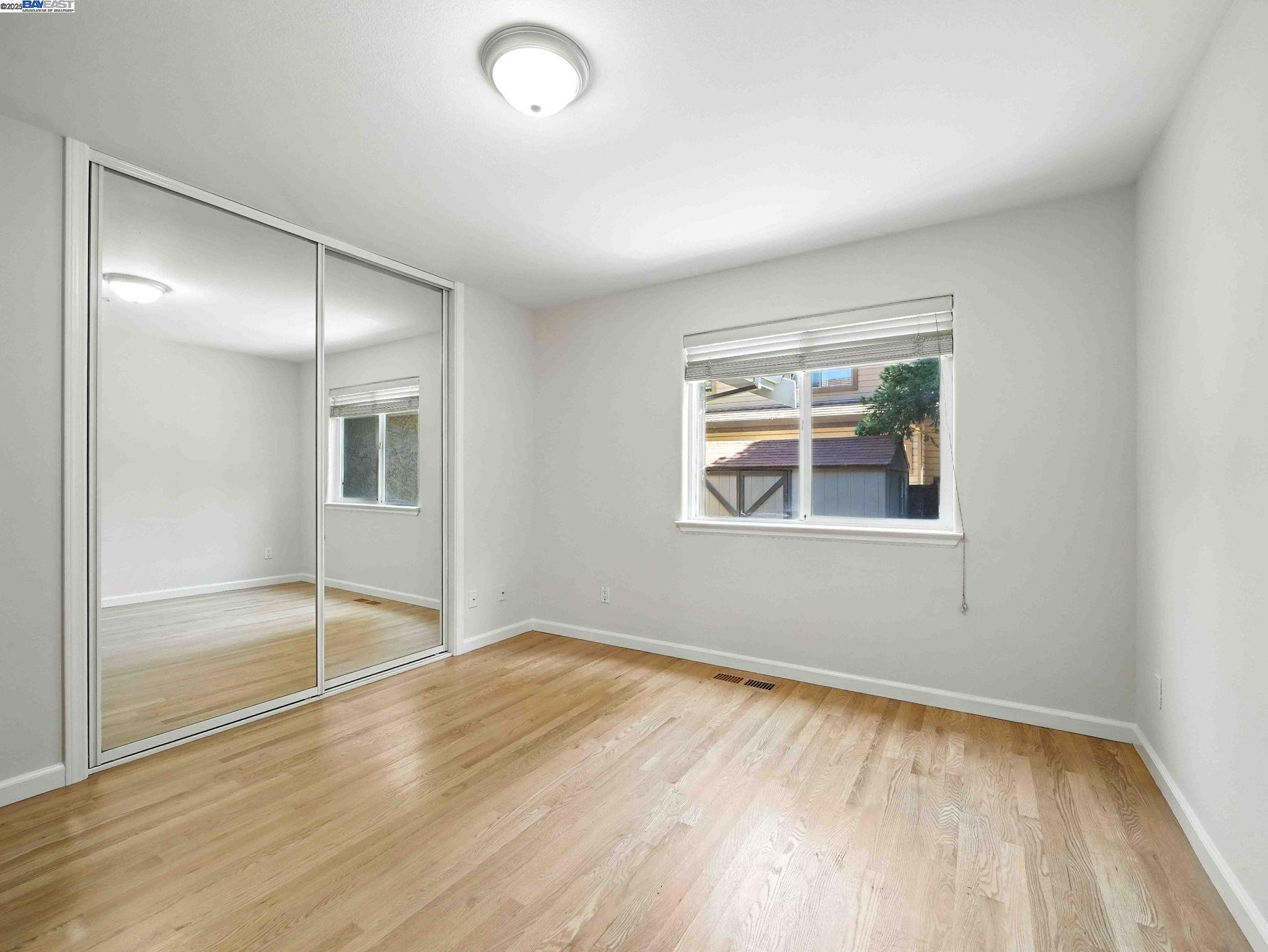 2153 Vintage Ln