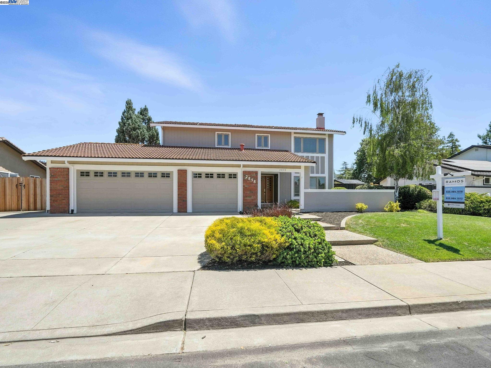 2858 Superior Dr
