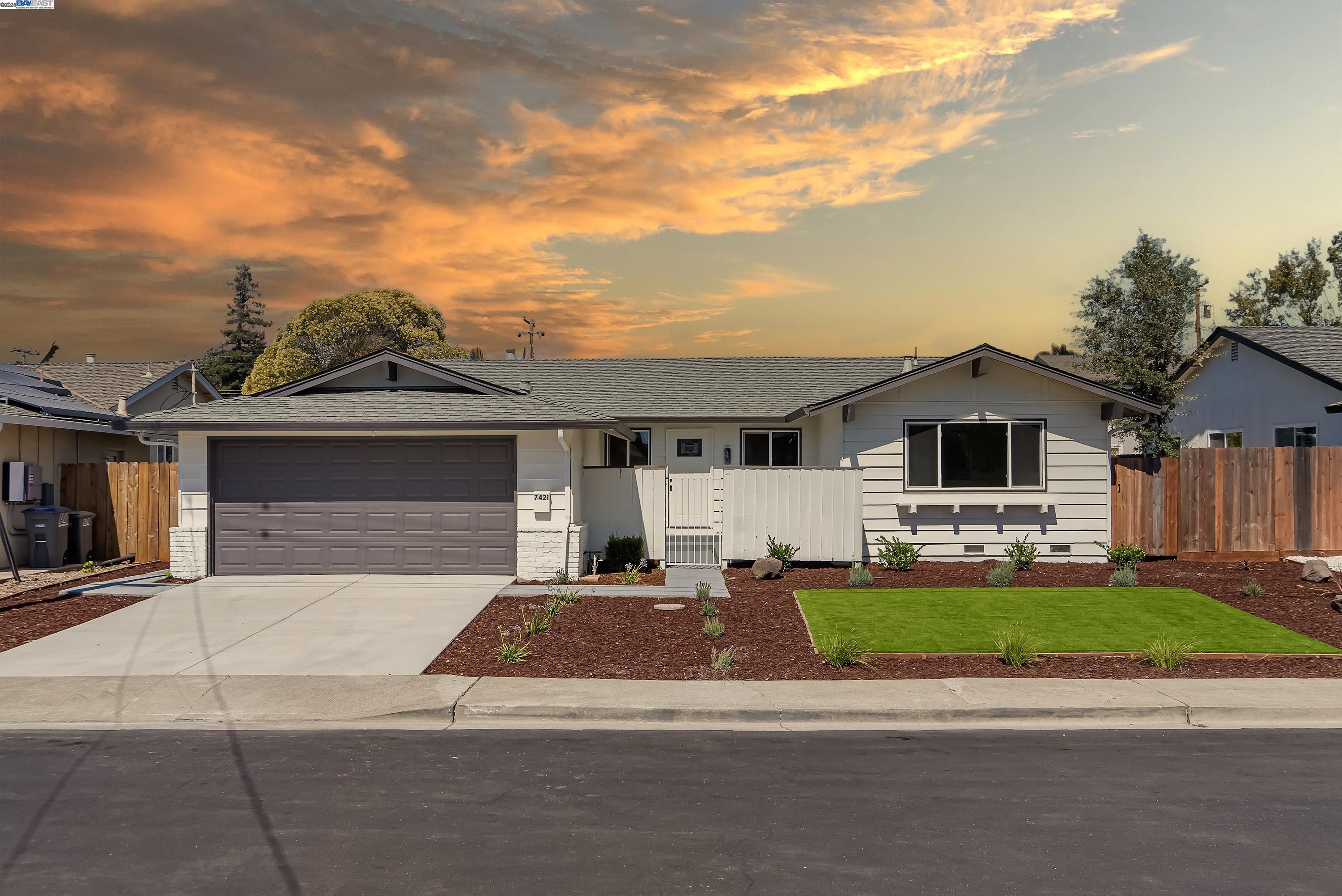 7421 Brookdale Ct