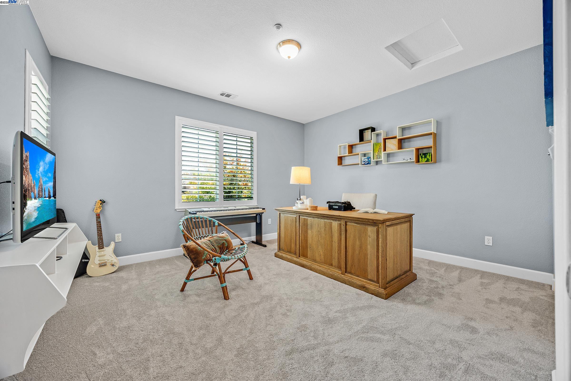 2461 Ancona Cir