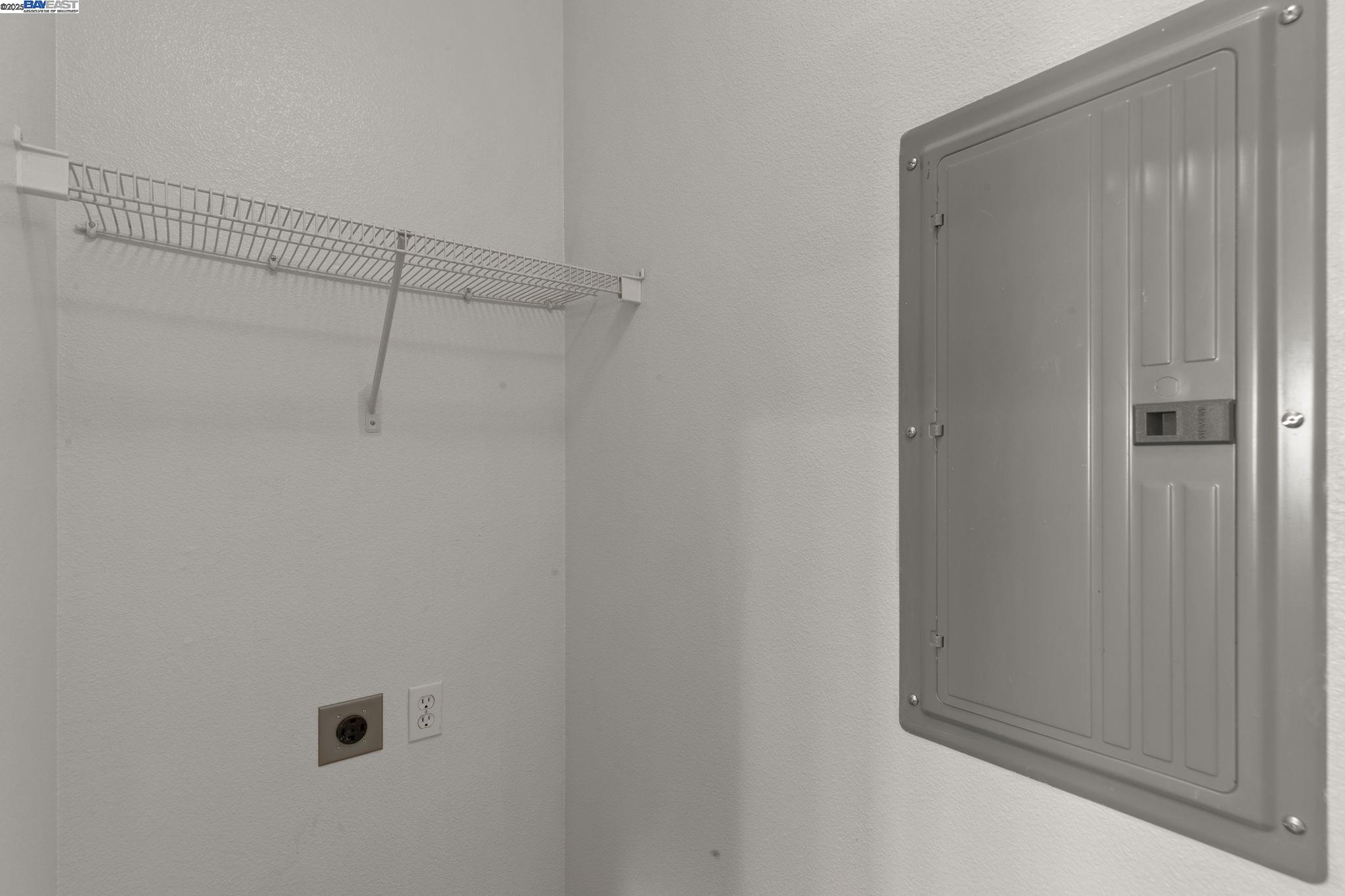 3240 Maguire Way # 103