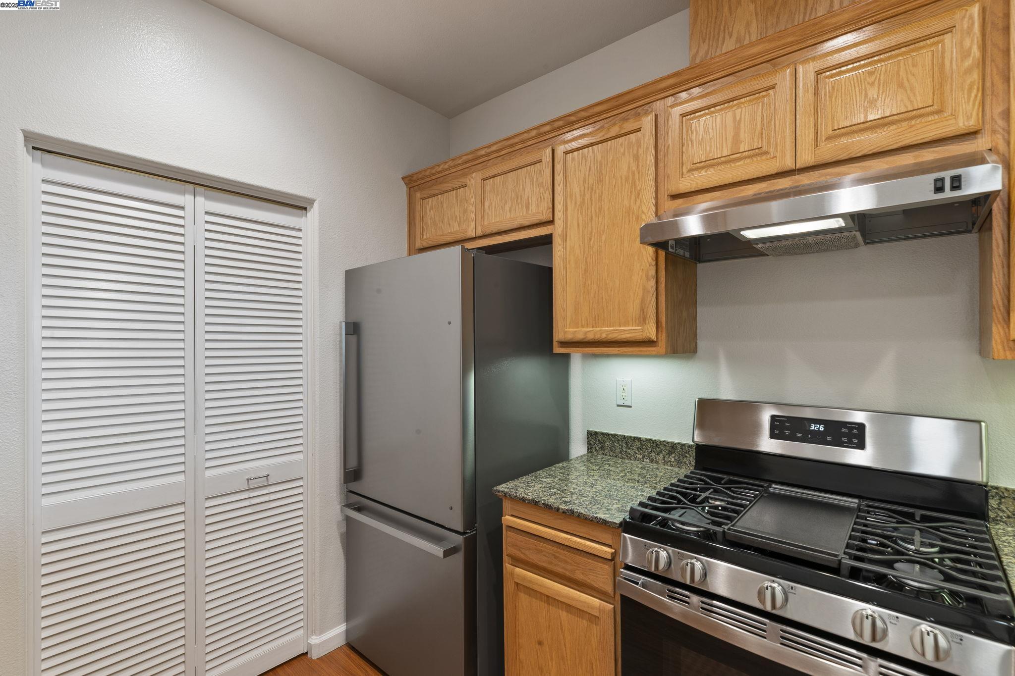 3240 Maguire Way # 103