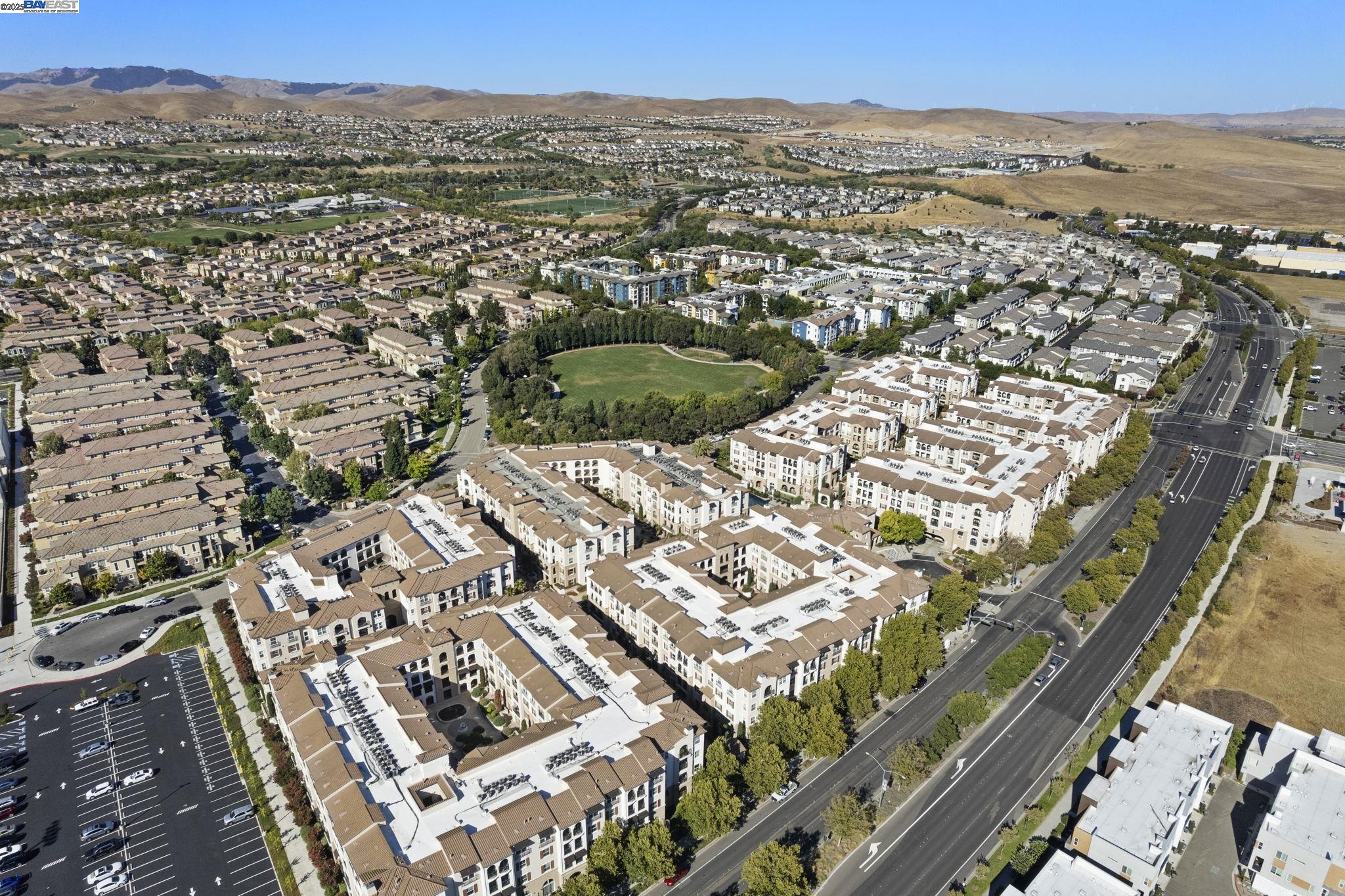 3240 Maguire Way # 103