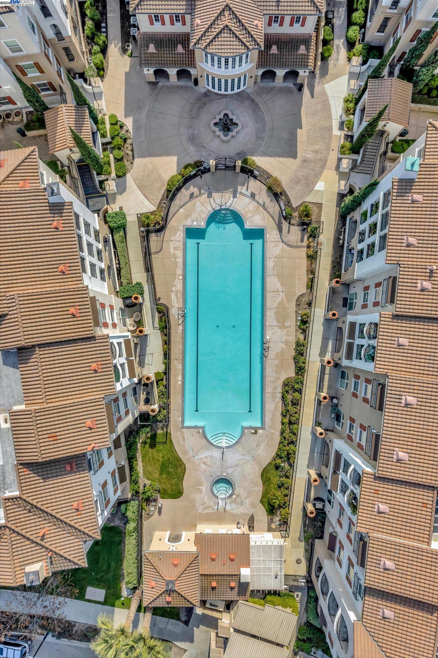 3240 Maguire Way # 103