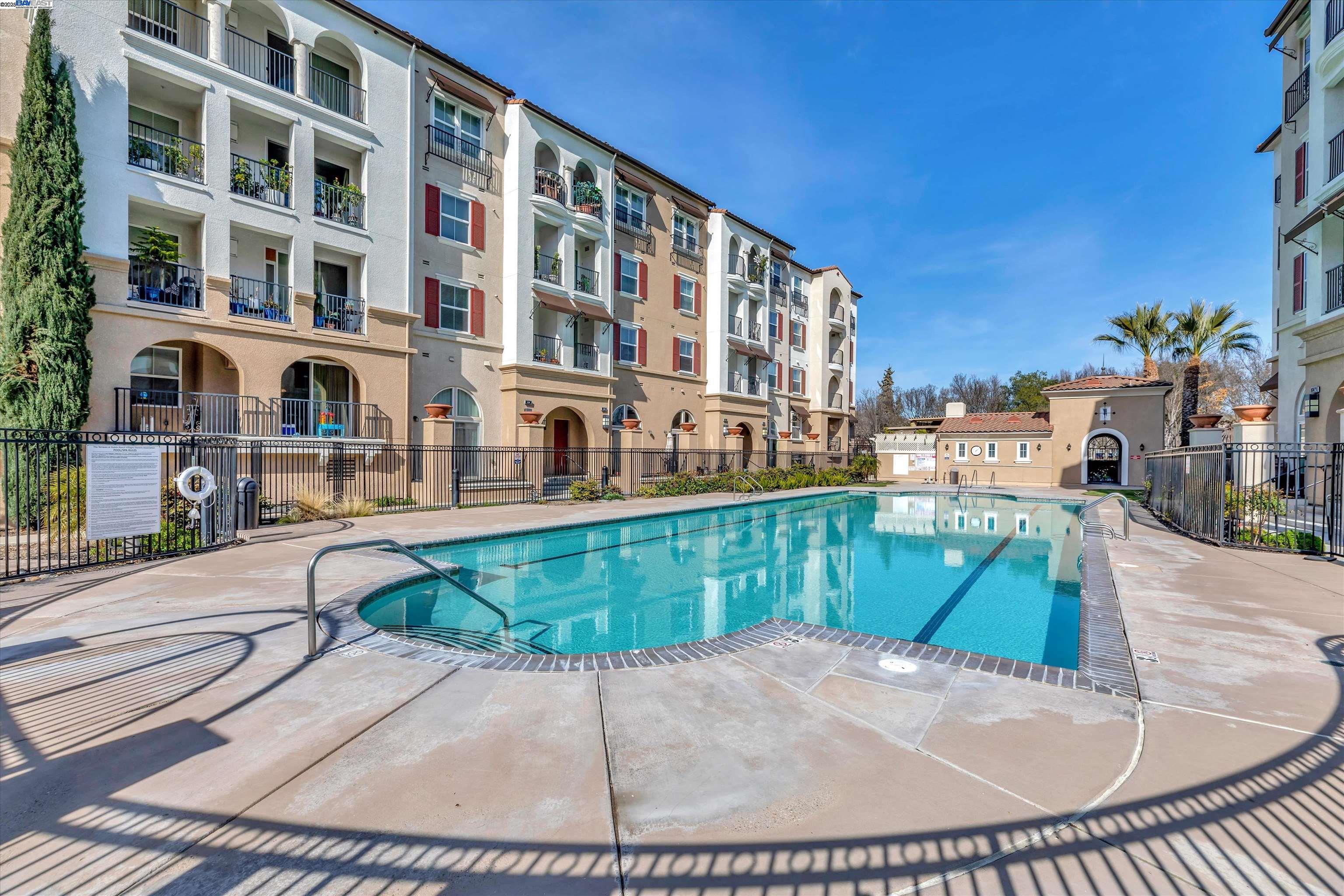 3240 Maguire Way # 103