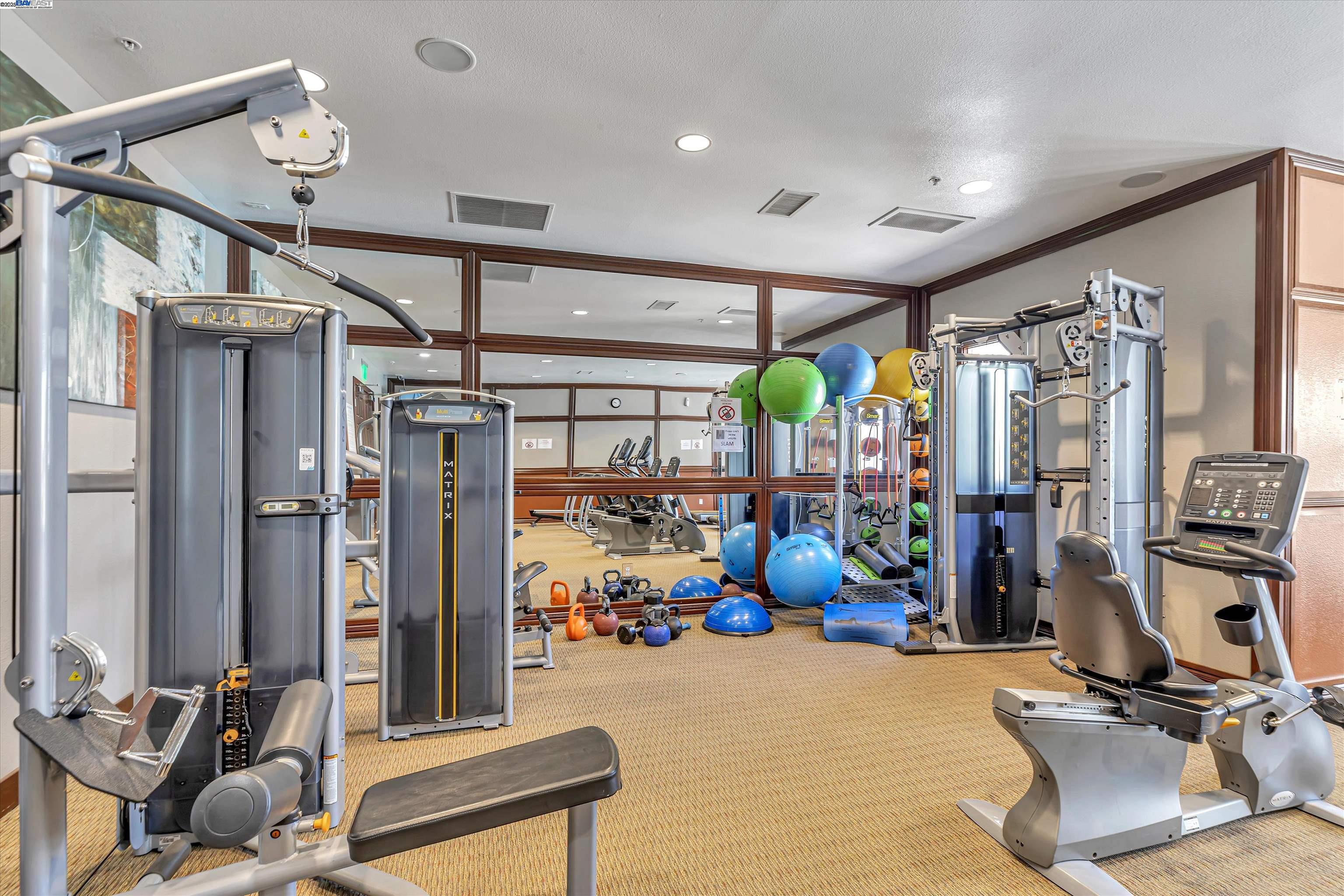 3240 Maguire Way # 103