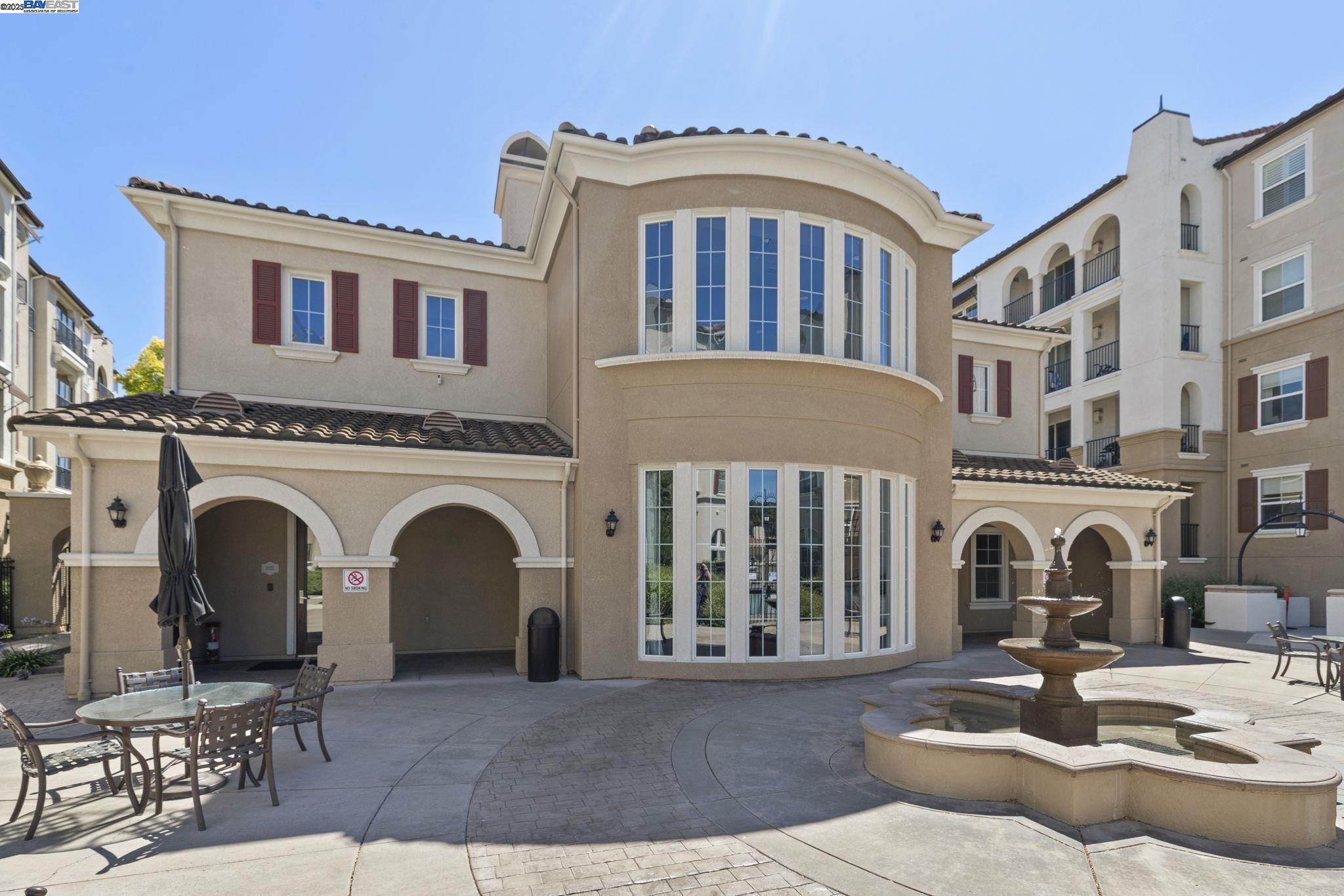 3240 Maguire Way # 103