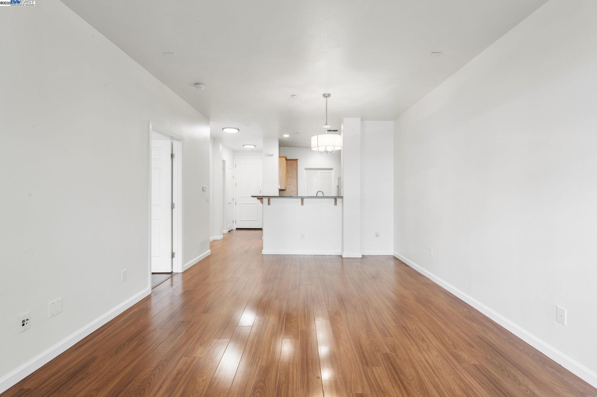 3240 Maguire Way # 103