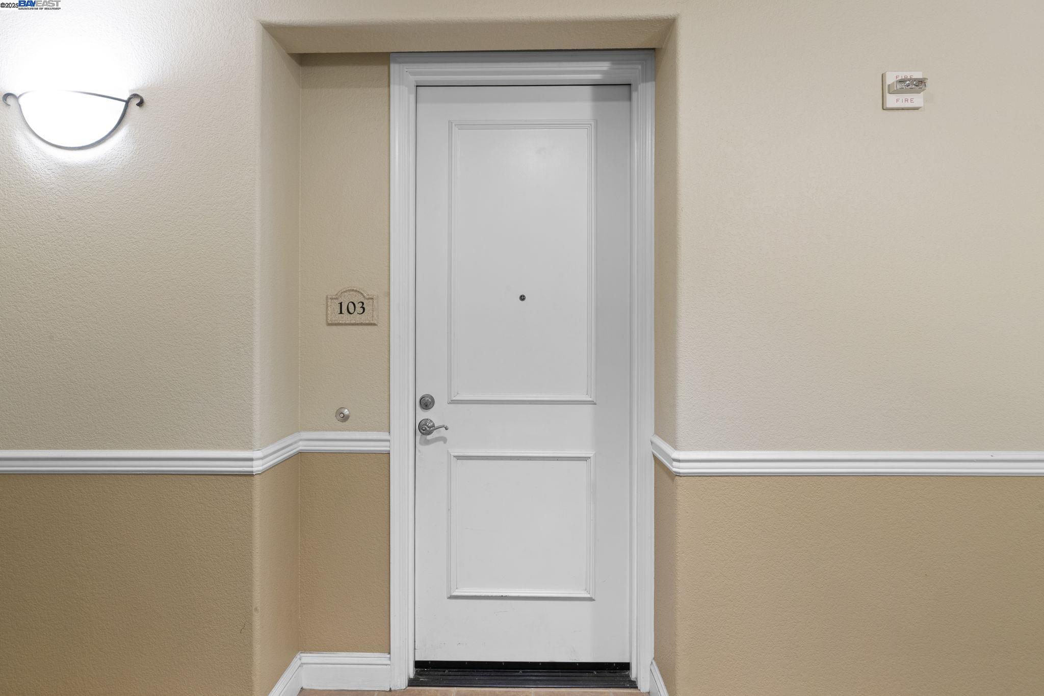 3240 Maguire Way # 103