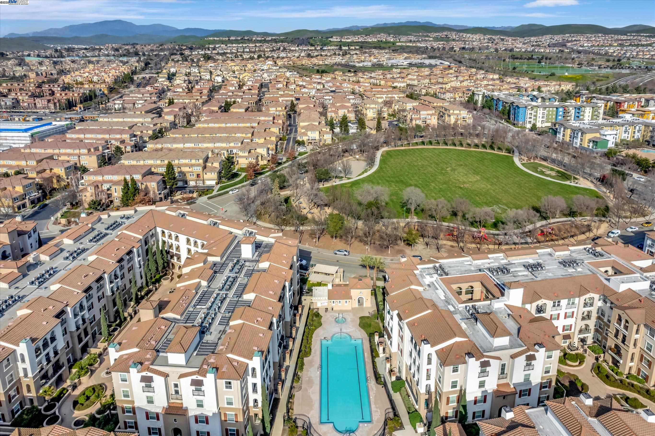 3240 Maguire Way # 103