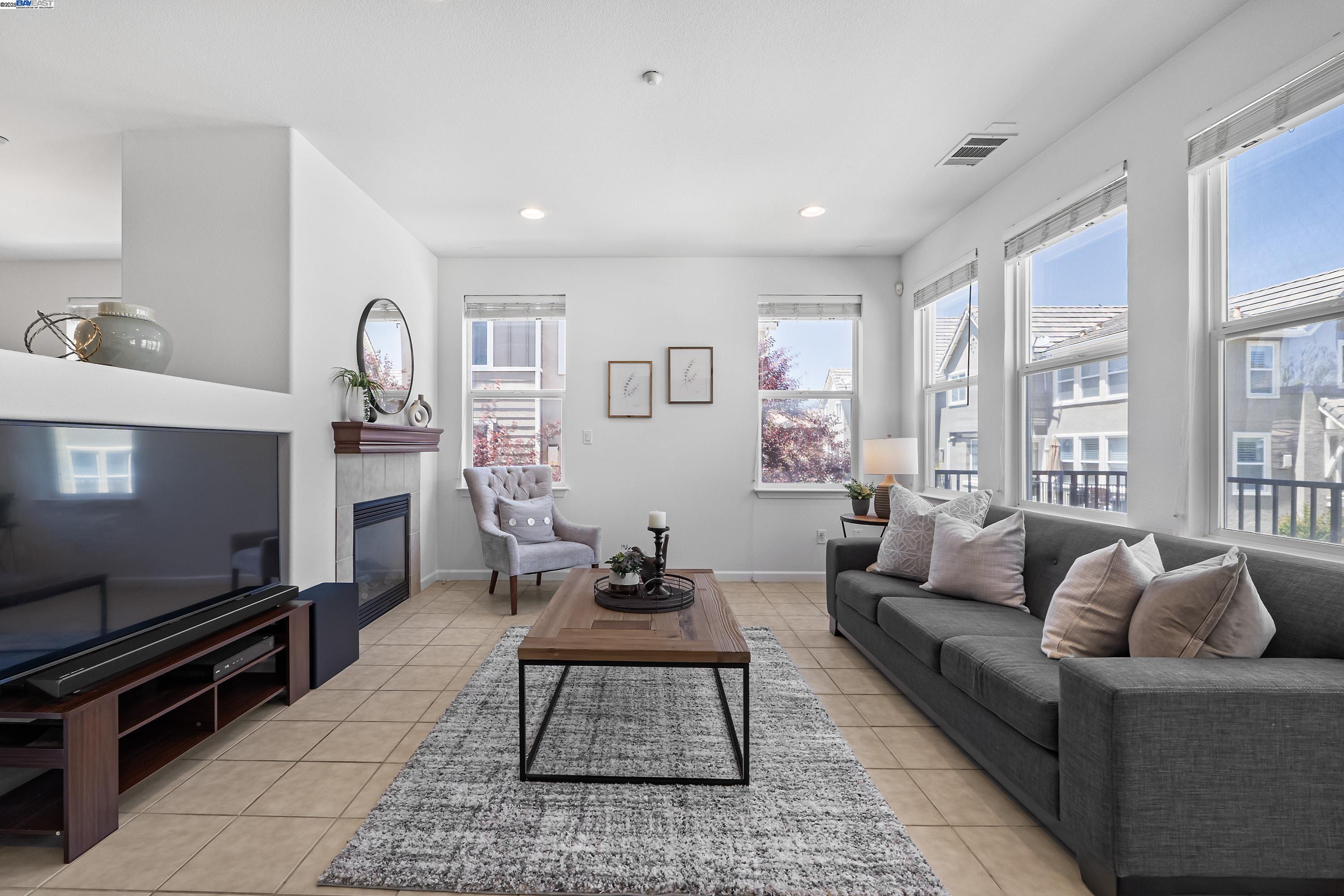 6268 Byron Ln