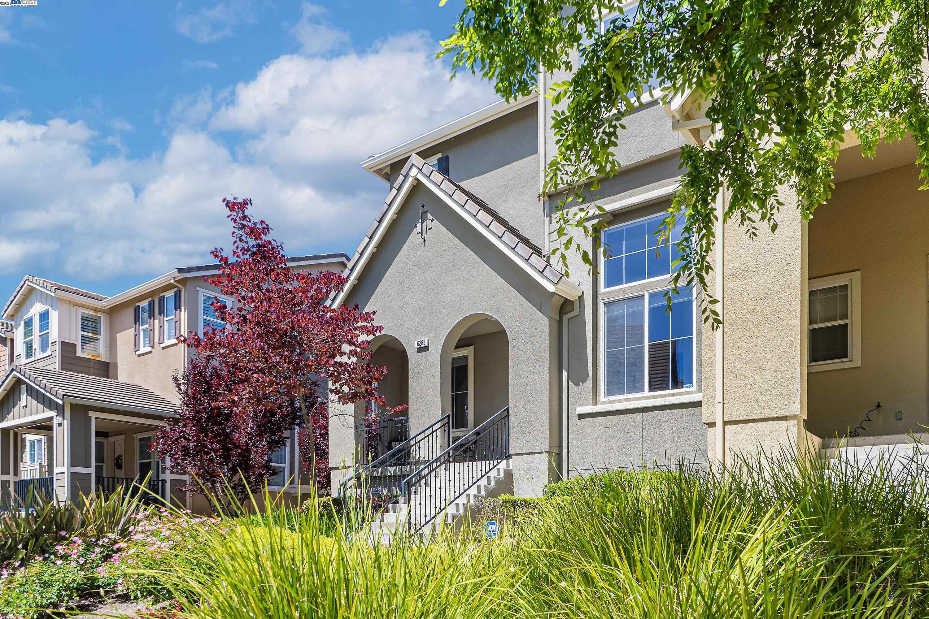6268 Byron Ln