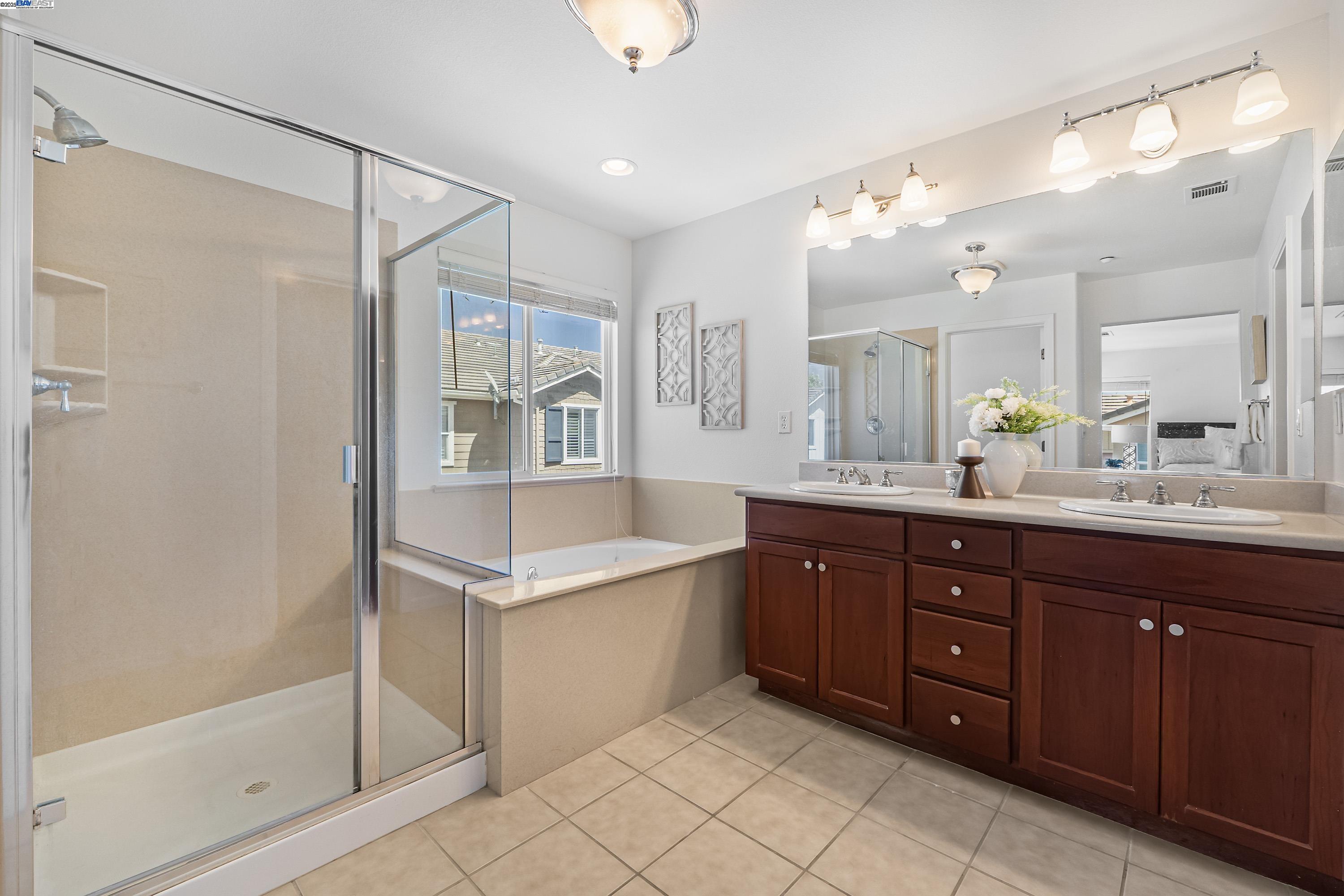6268 Byron Ln