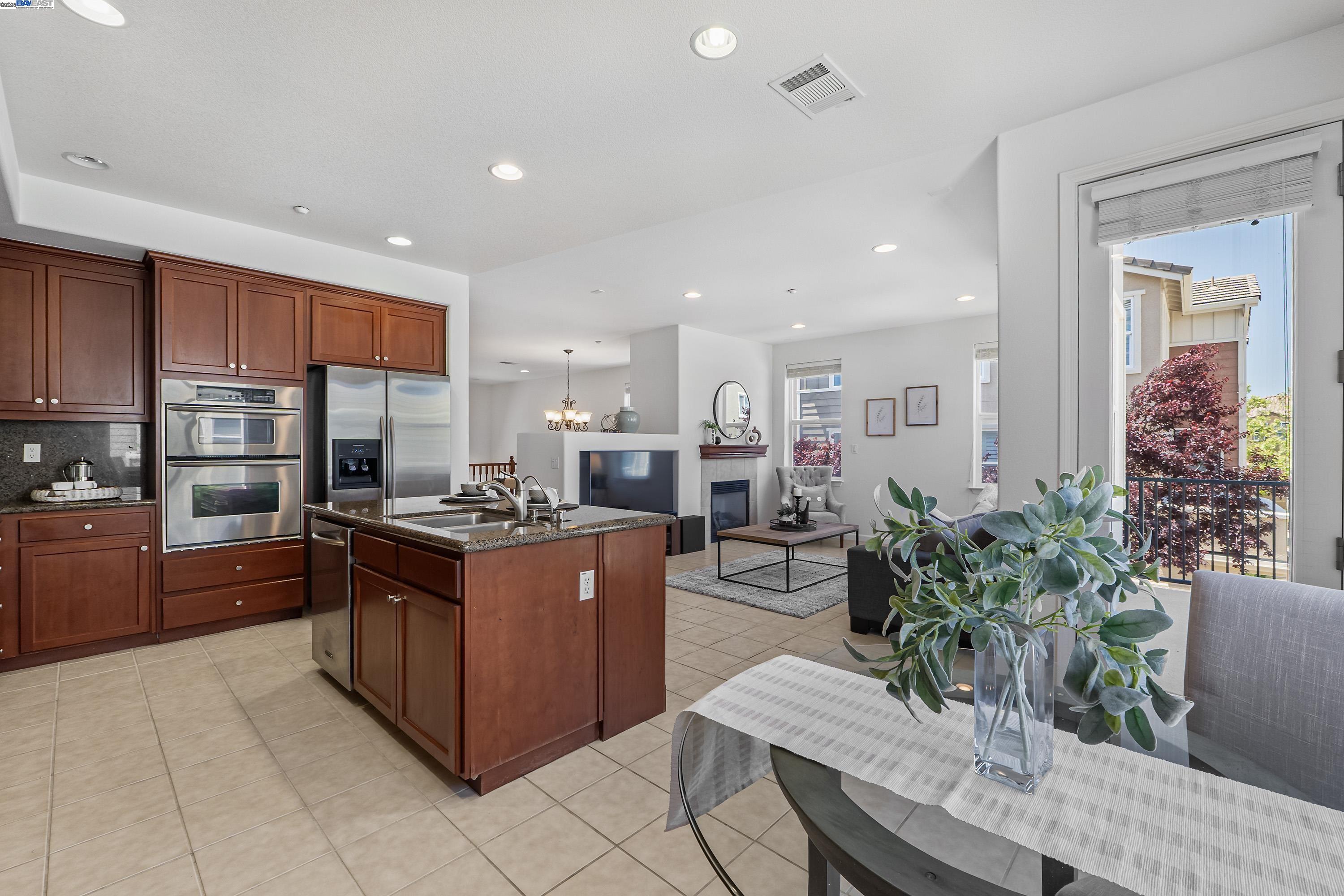 6268 Byron Ln