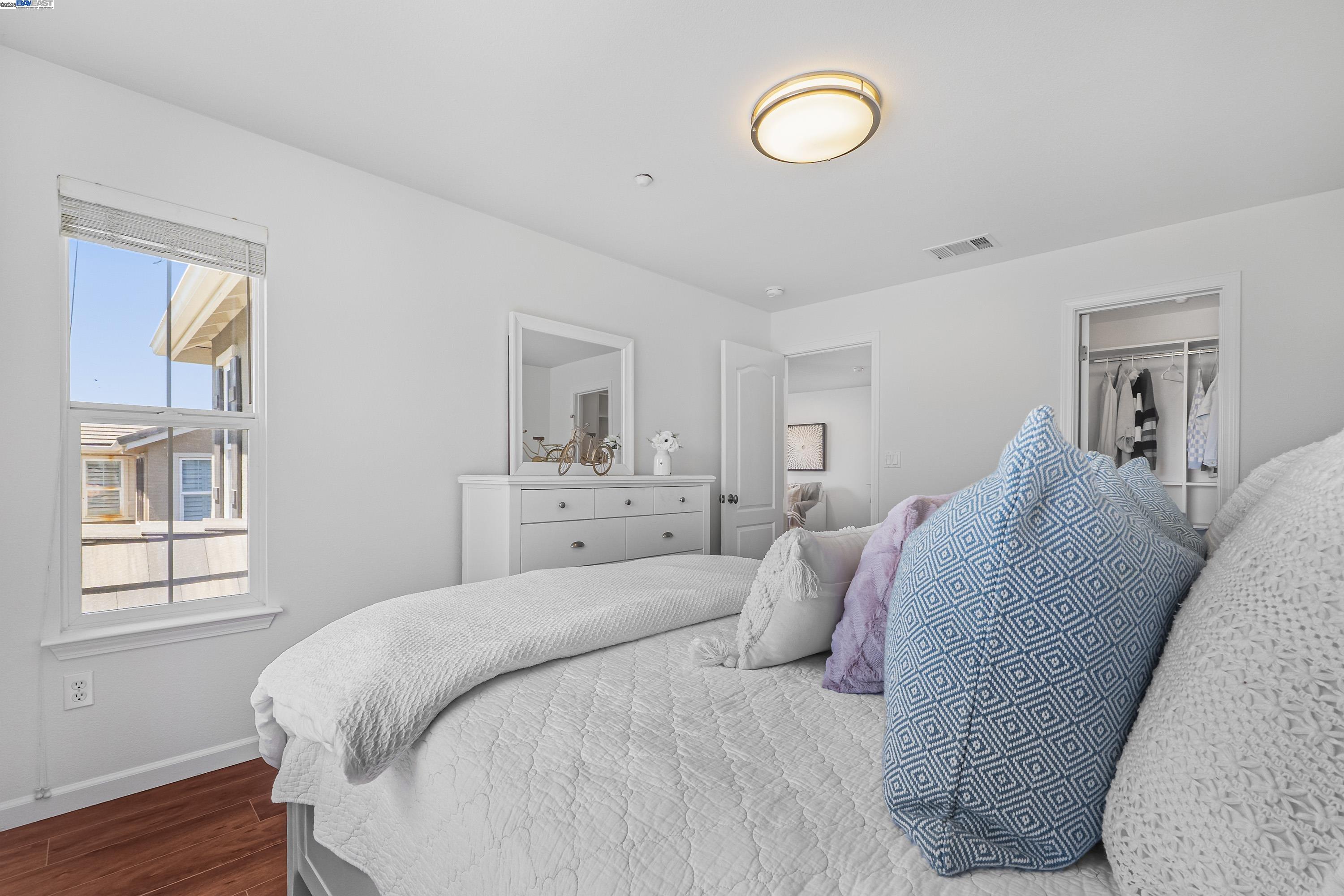 6268 Byron Ln