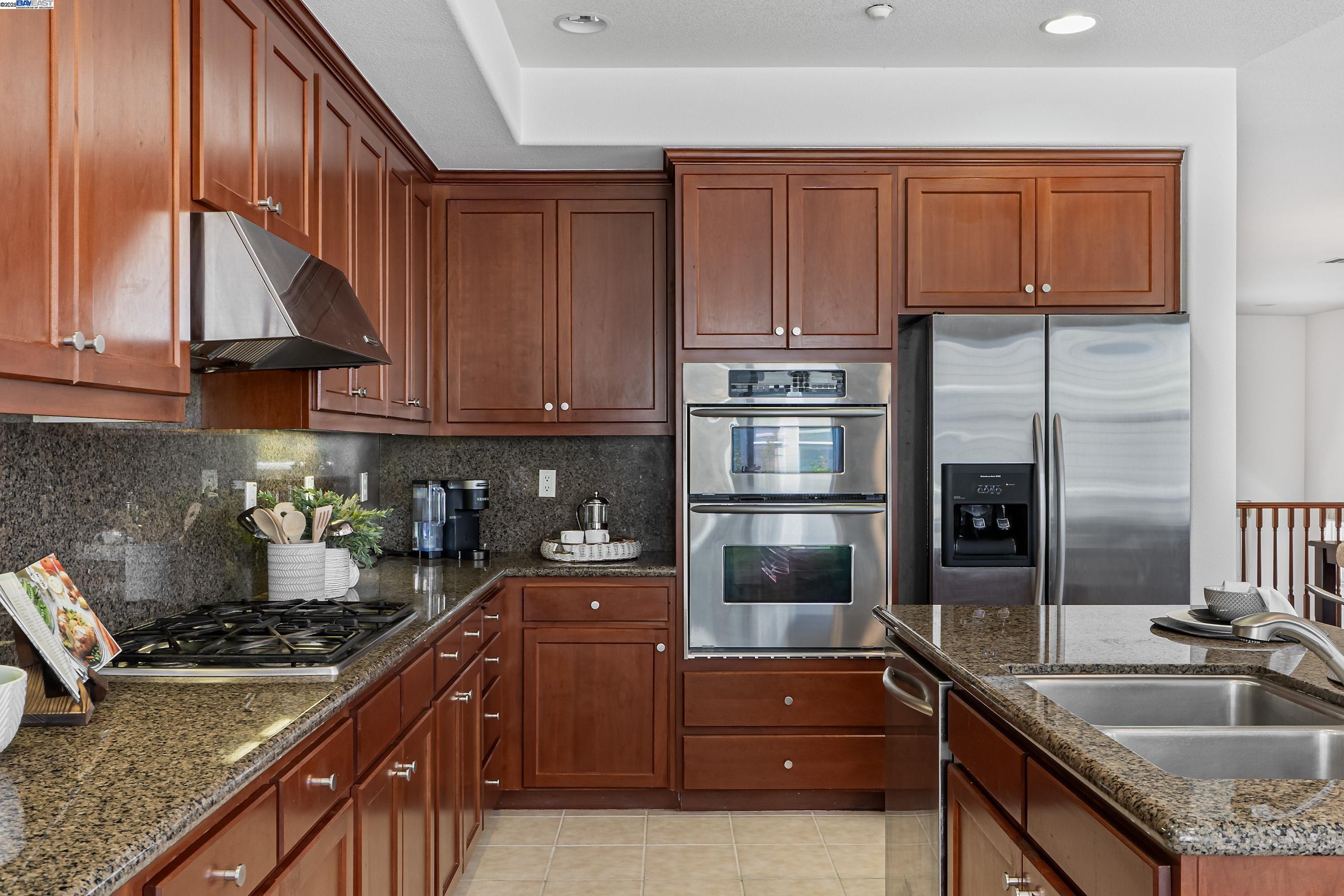 6268 Byron Ln