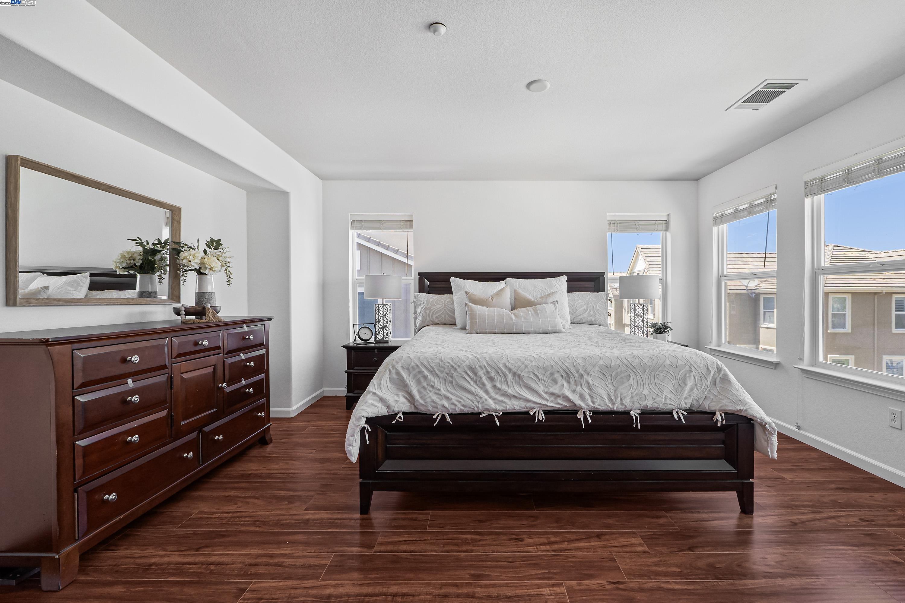 6268 Byron Ln