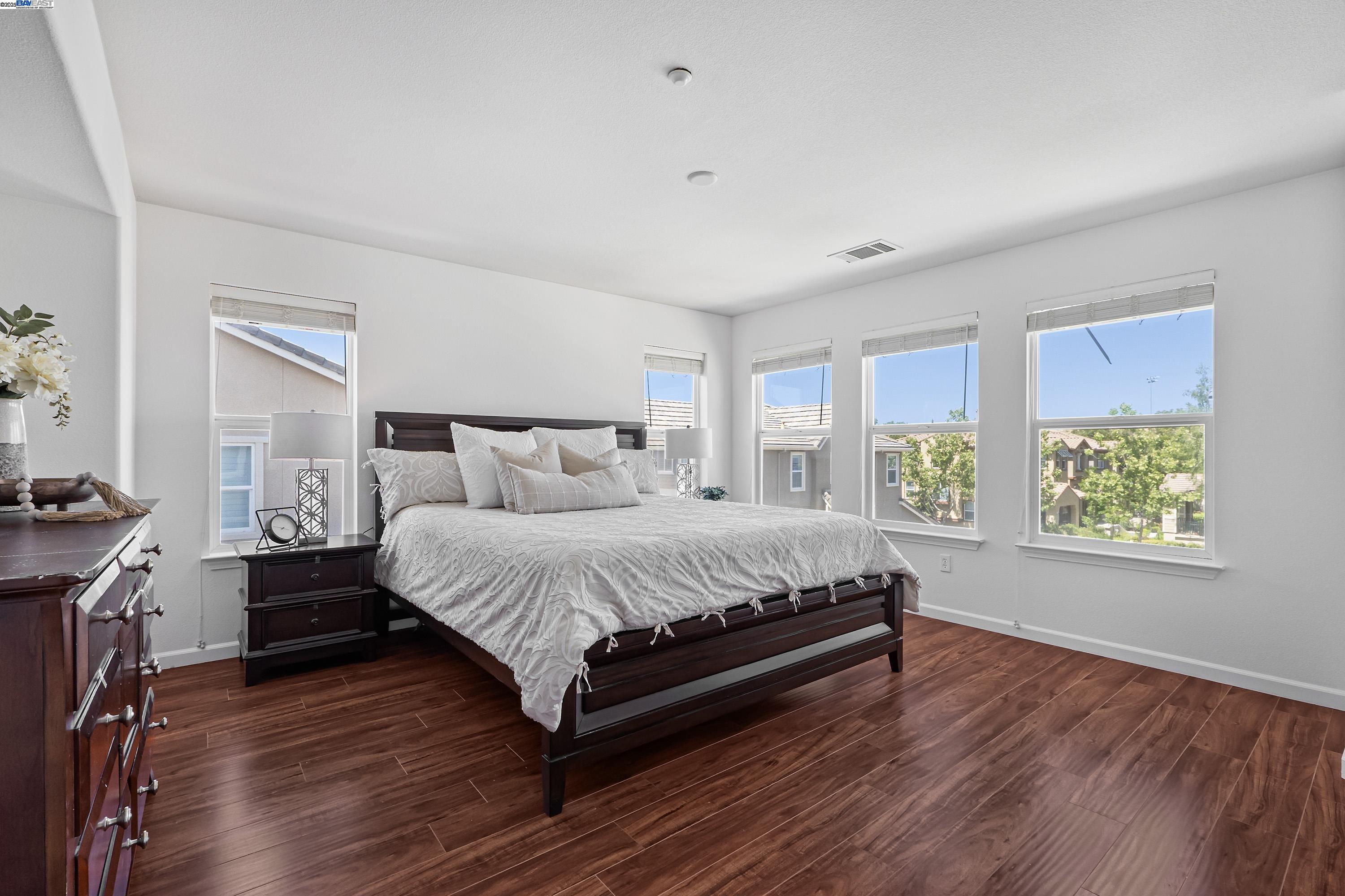 6268 Byron Ln