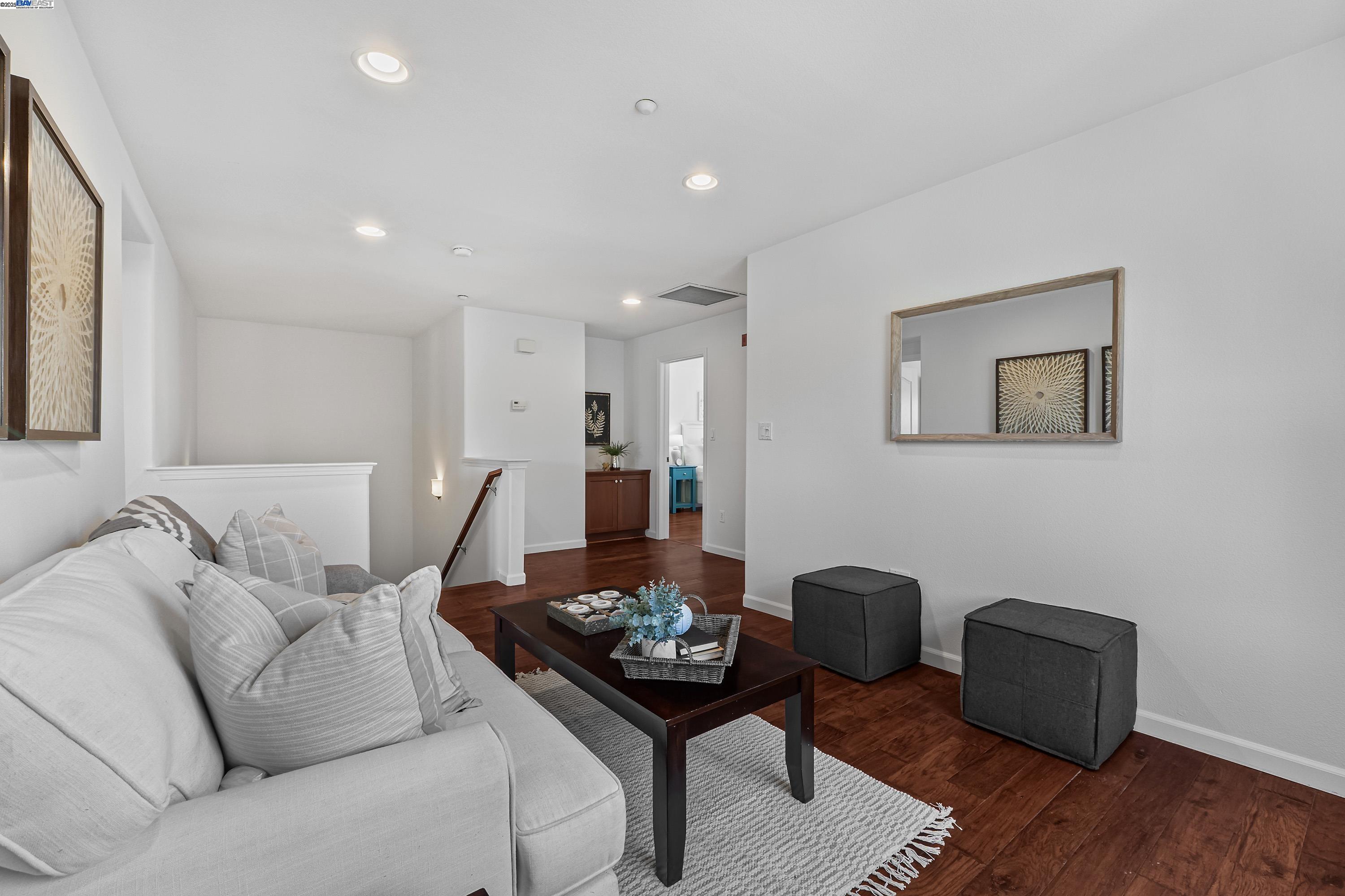 6268 Byron Ln