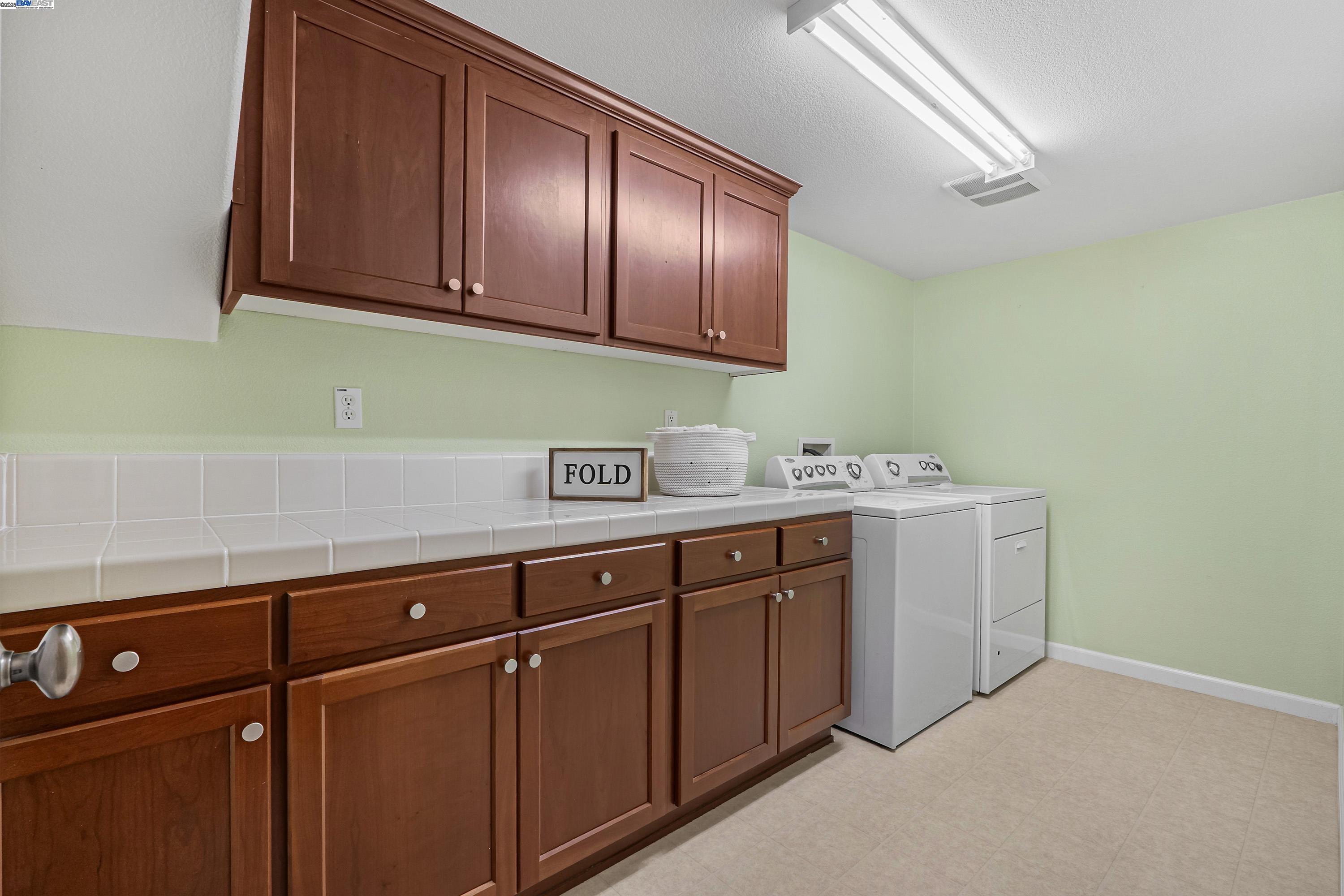 6268 Byron Ln