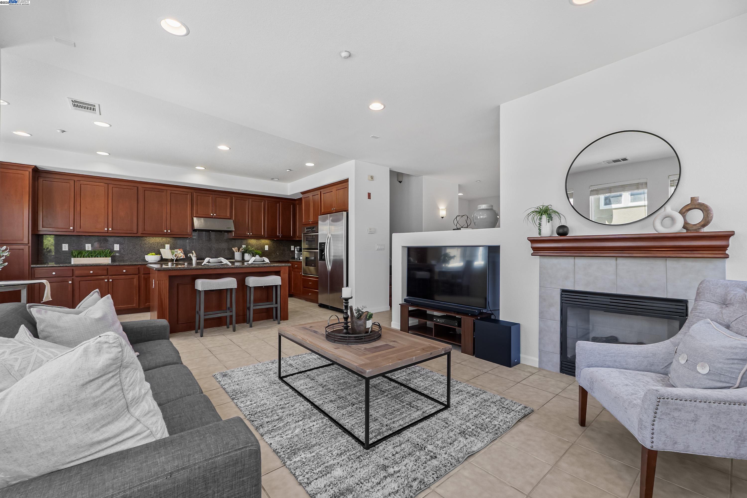 6268 Byron Ln
