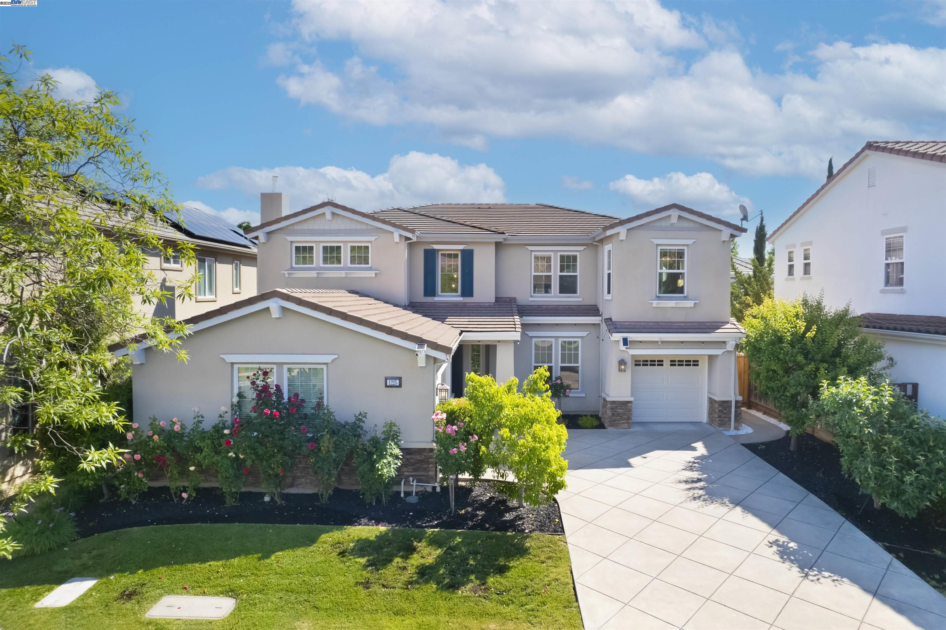 1225 Royal Creek Ct
