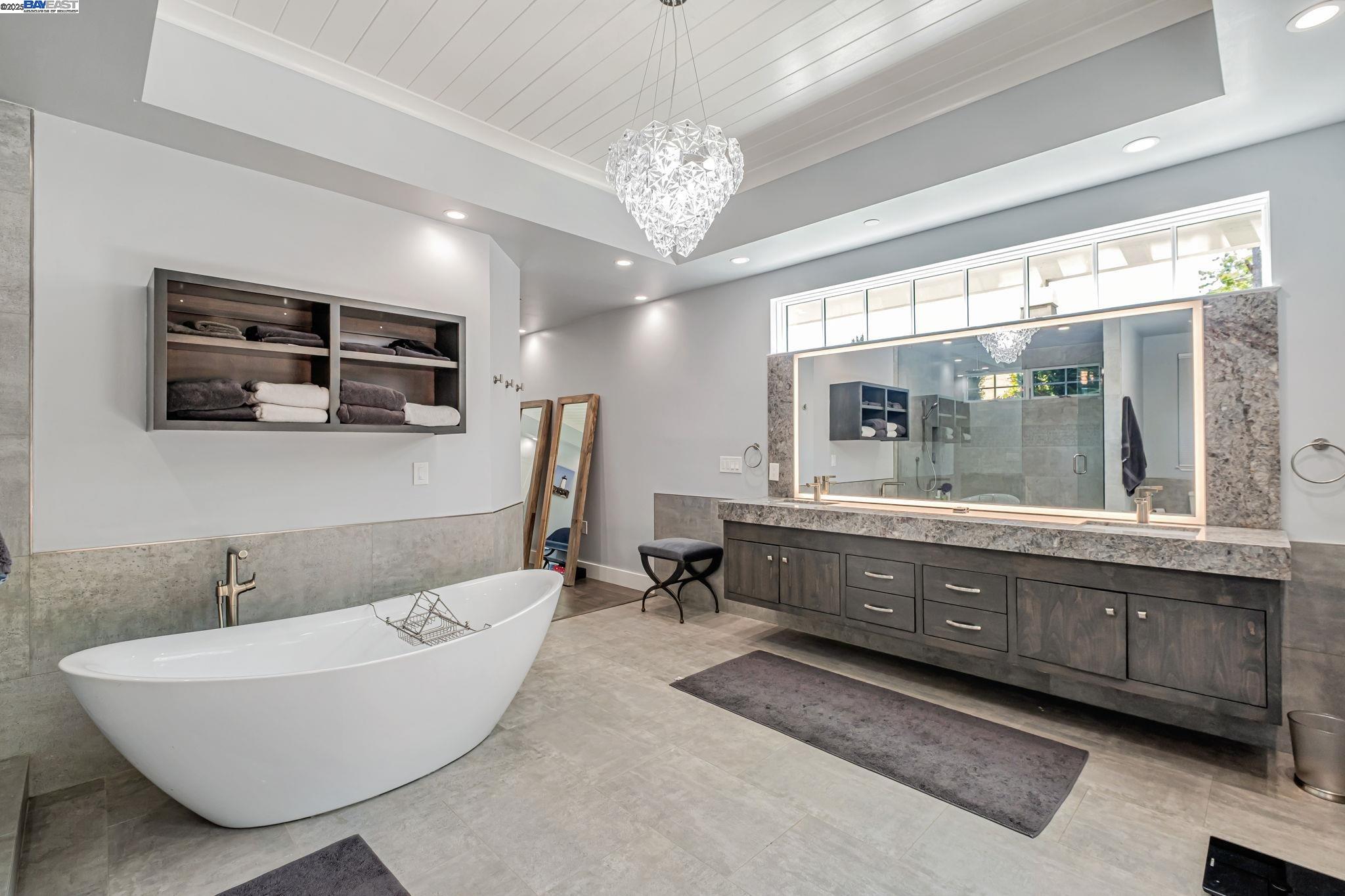 375 Hillview Dr