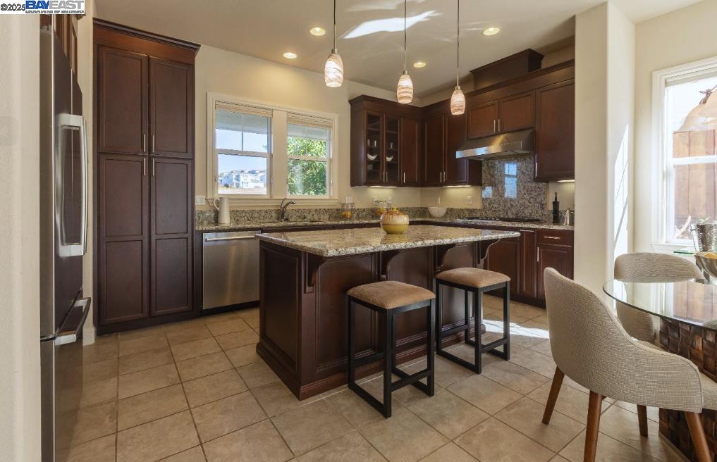 4456 Sunset View Dr