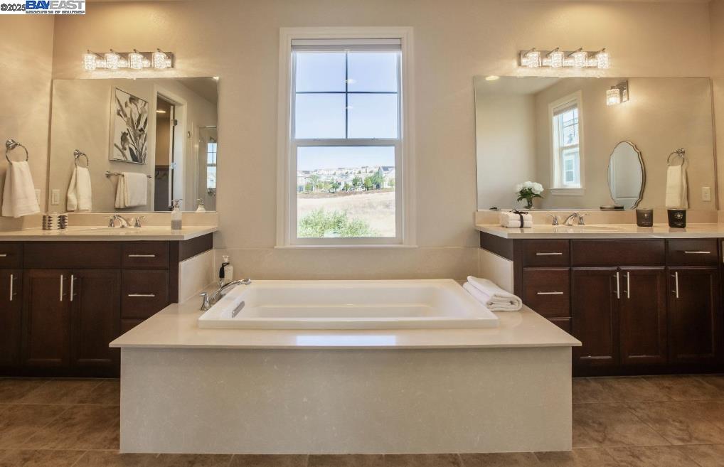4456 Sunset View Dr