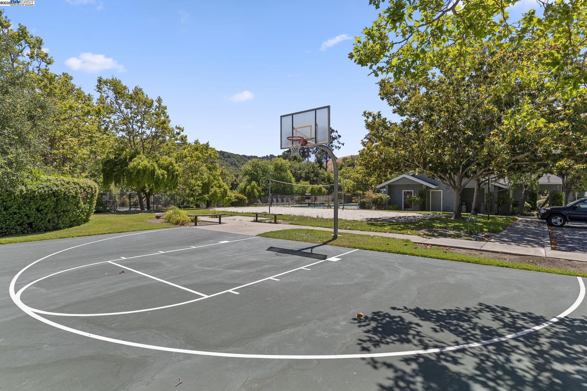 7710 Canyon Meadow Cir # D