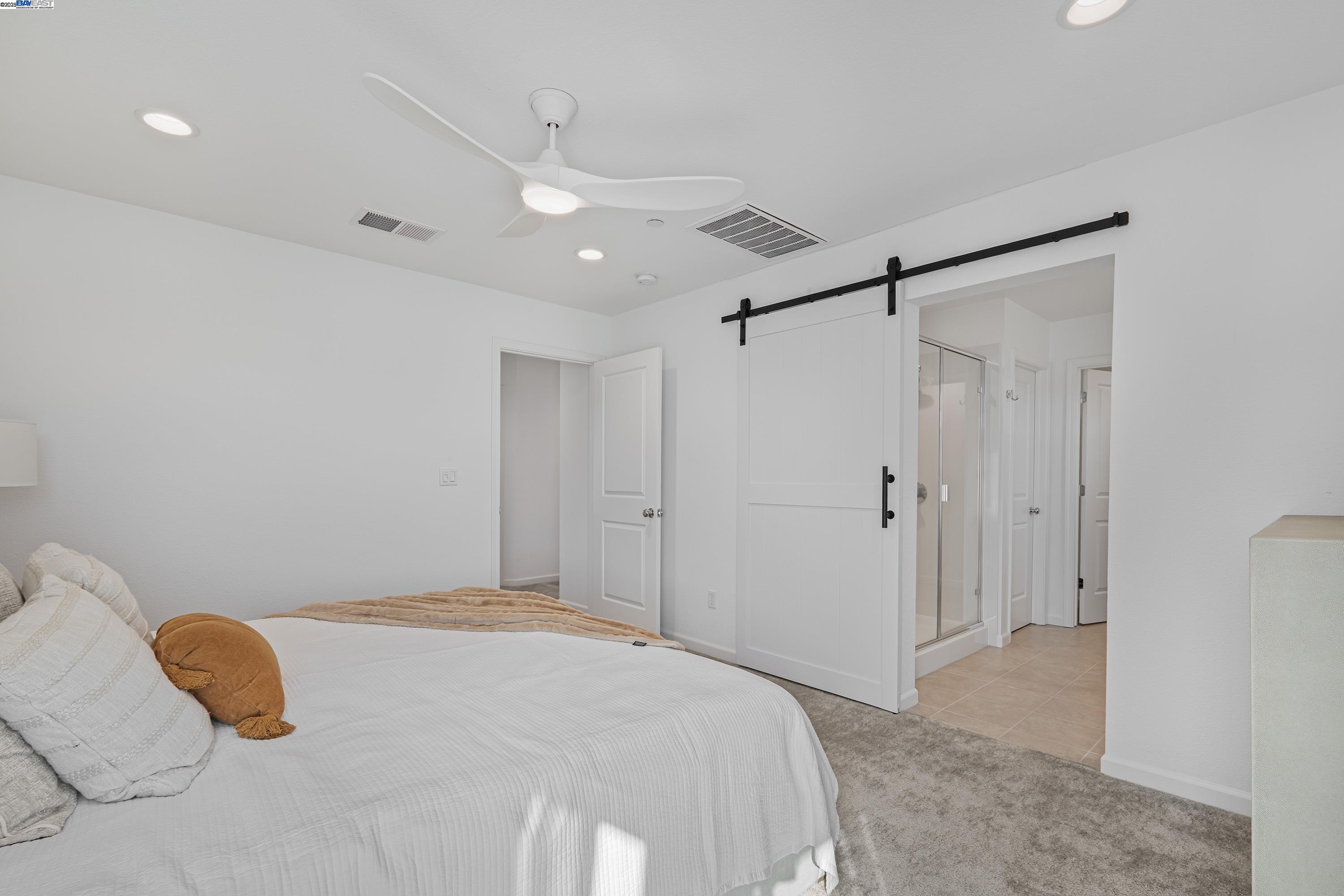 6013 Basaltina Pl