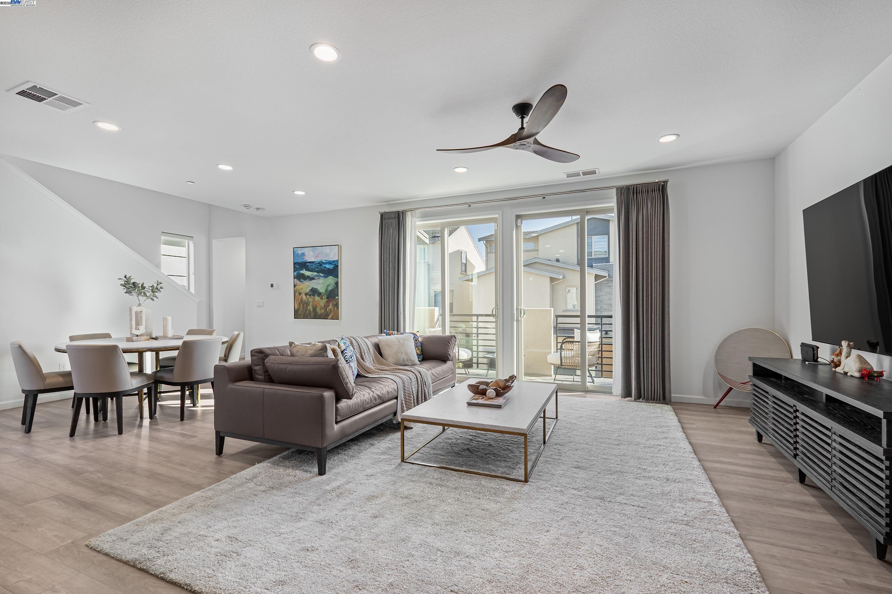 6013 Basaltina Pl