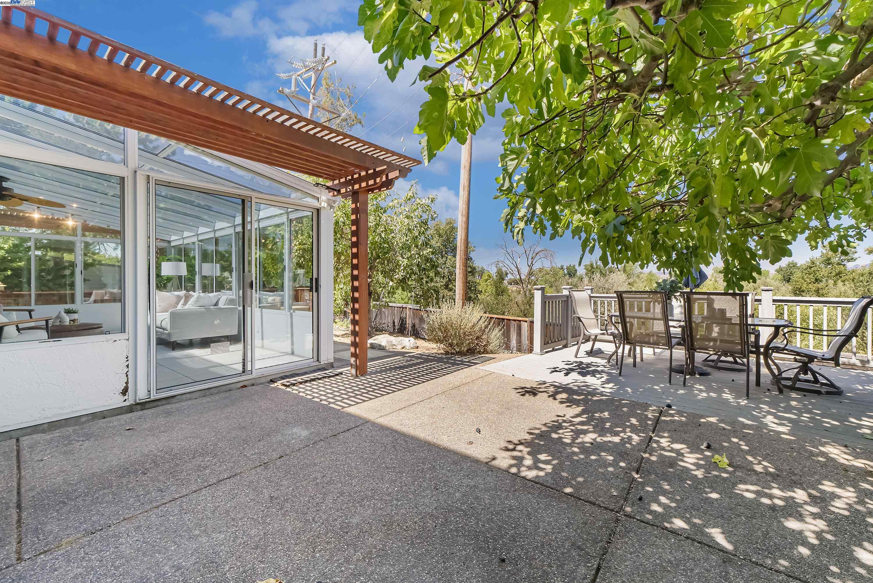 462 Tioga Ct
