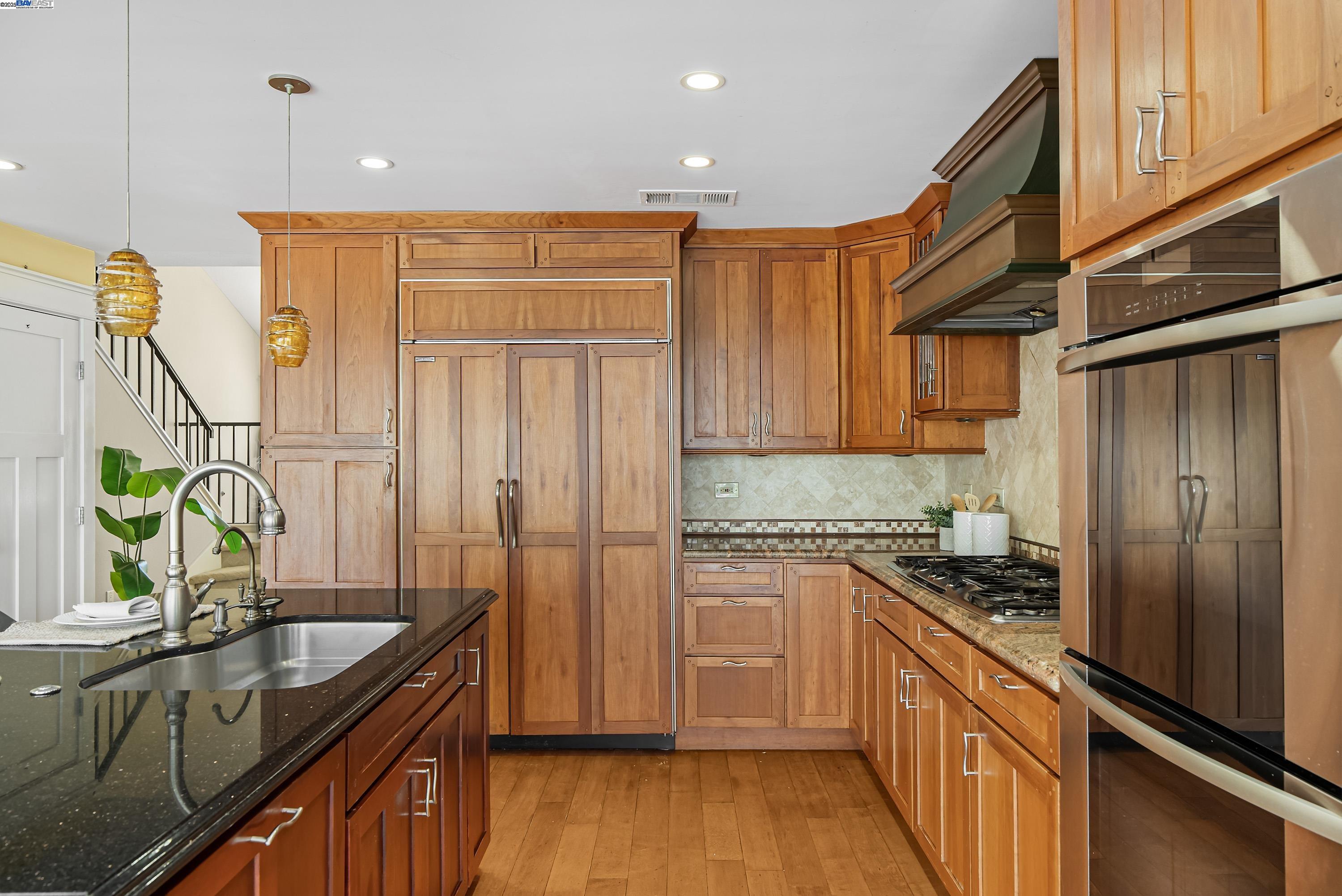 462 Tioga Ct