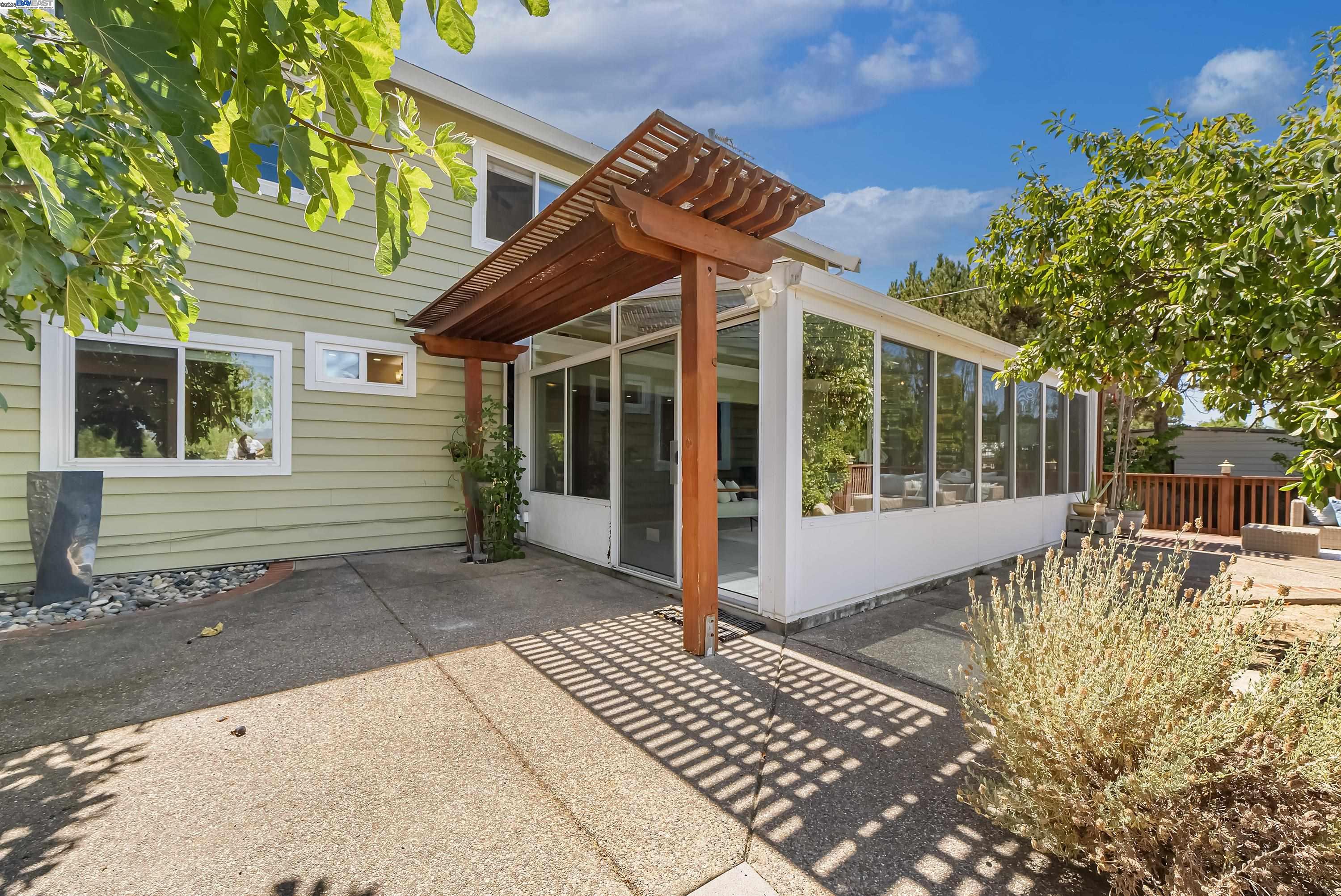 462 Tioga Ct